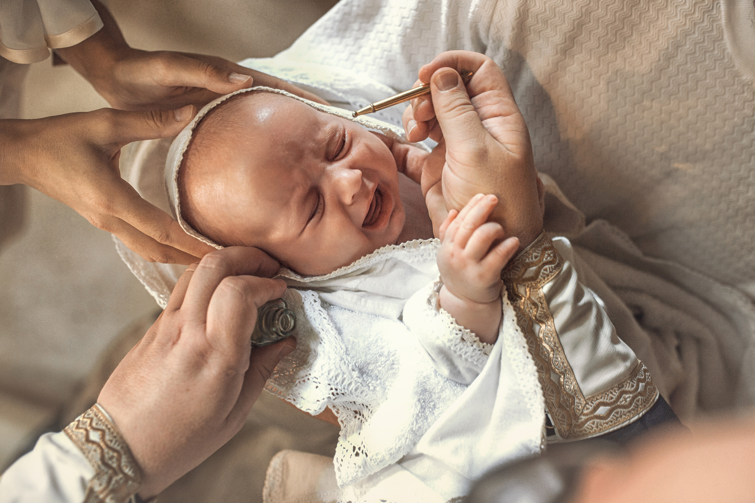 Крещение Луки. Храм Петра и Павла на Яузе. Фотограф на Крещение в Москве Ткач Елена