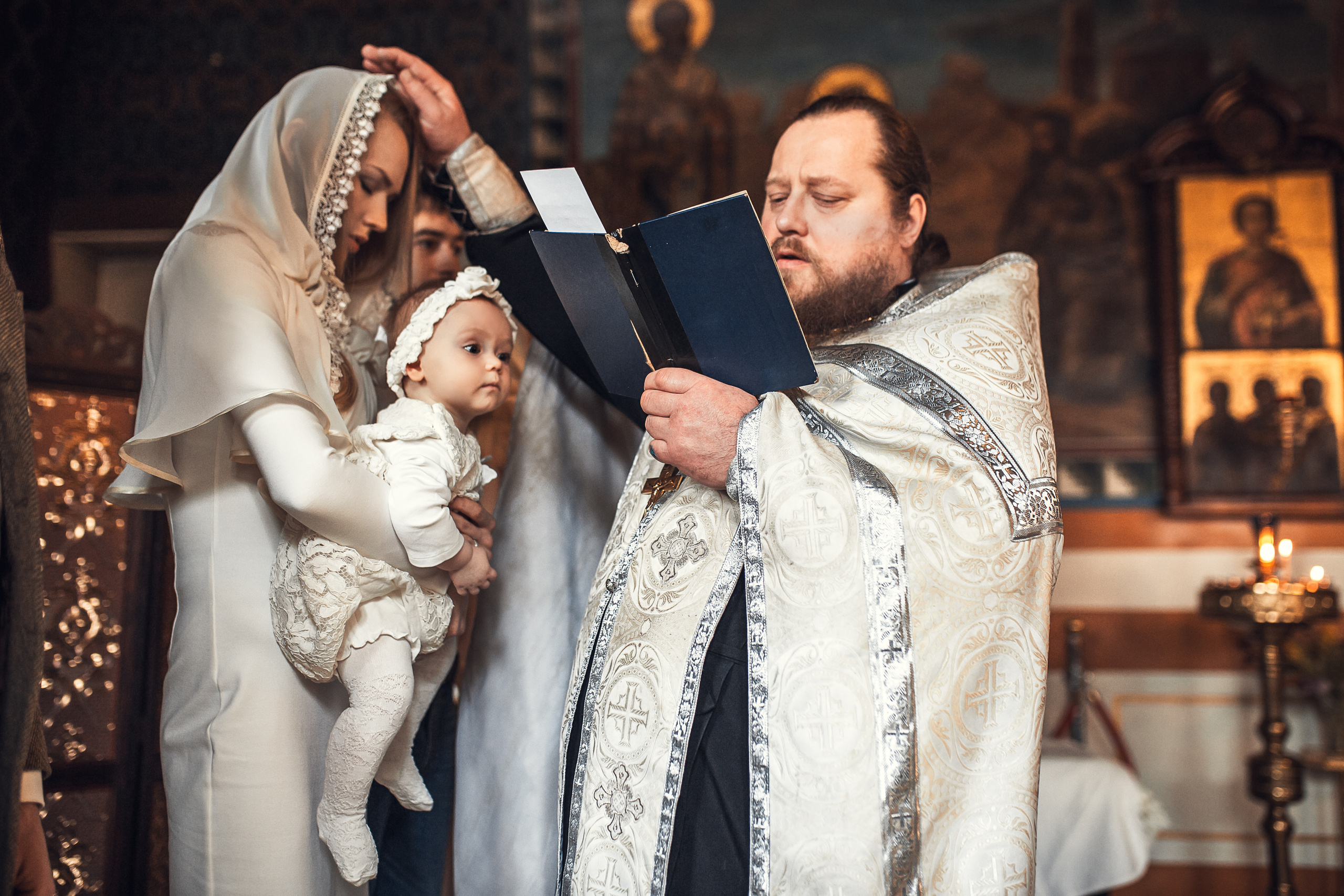 Крещение Мелании. Храм Петра и Павла на Яузе. Фотограф на Крещение в Москве Ткач Елена