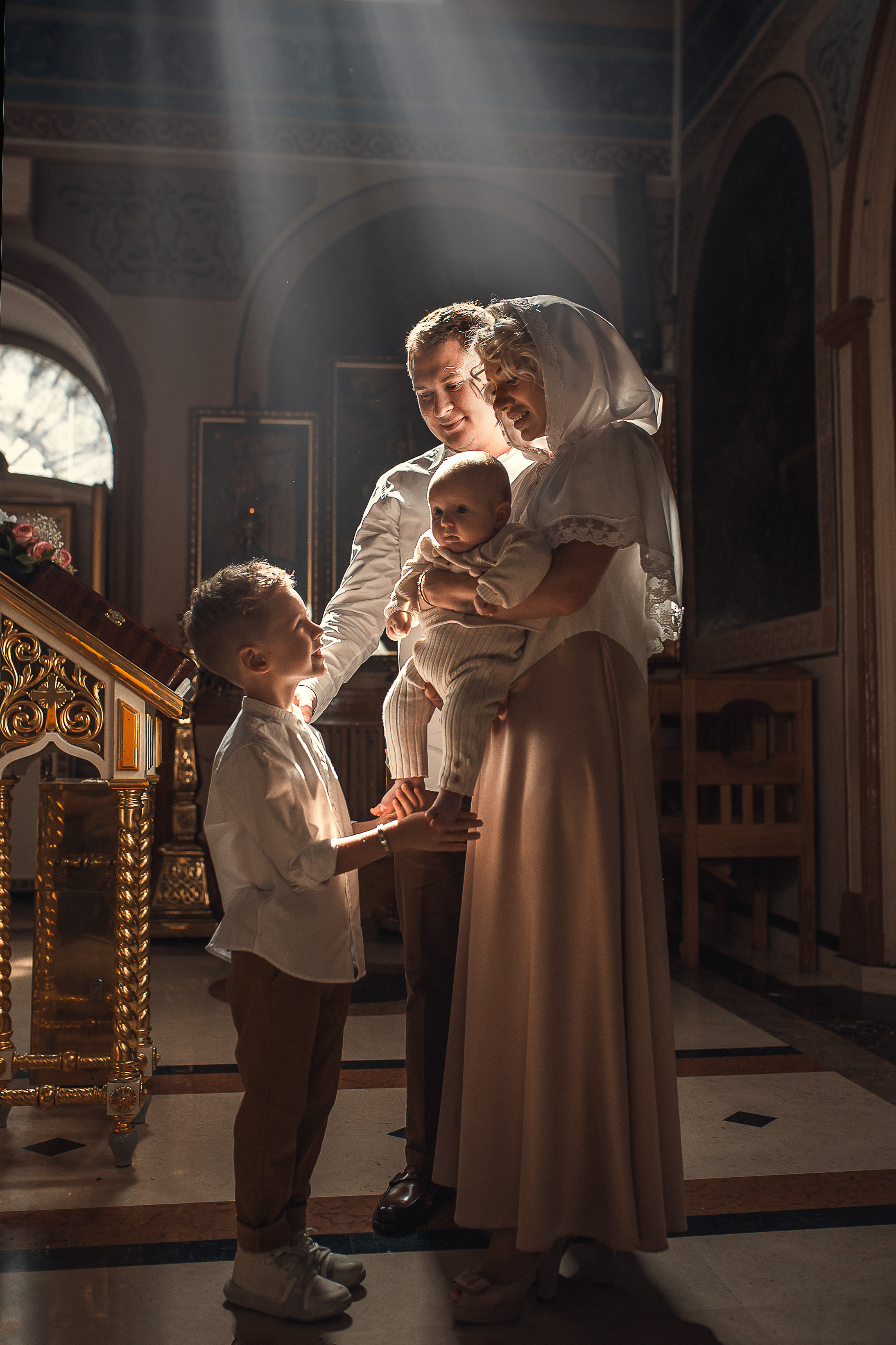 Крещение Луки. Храм Петра и Павла на Яузе. Фотограф на Крещение в Москве Ткач Елена