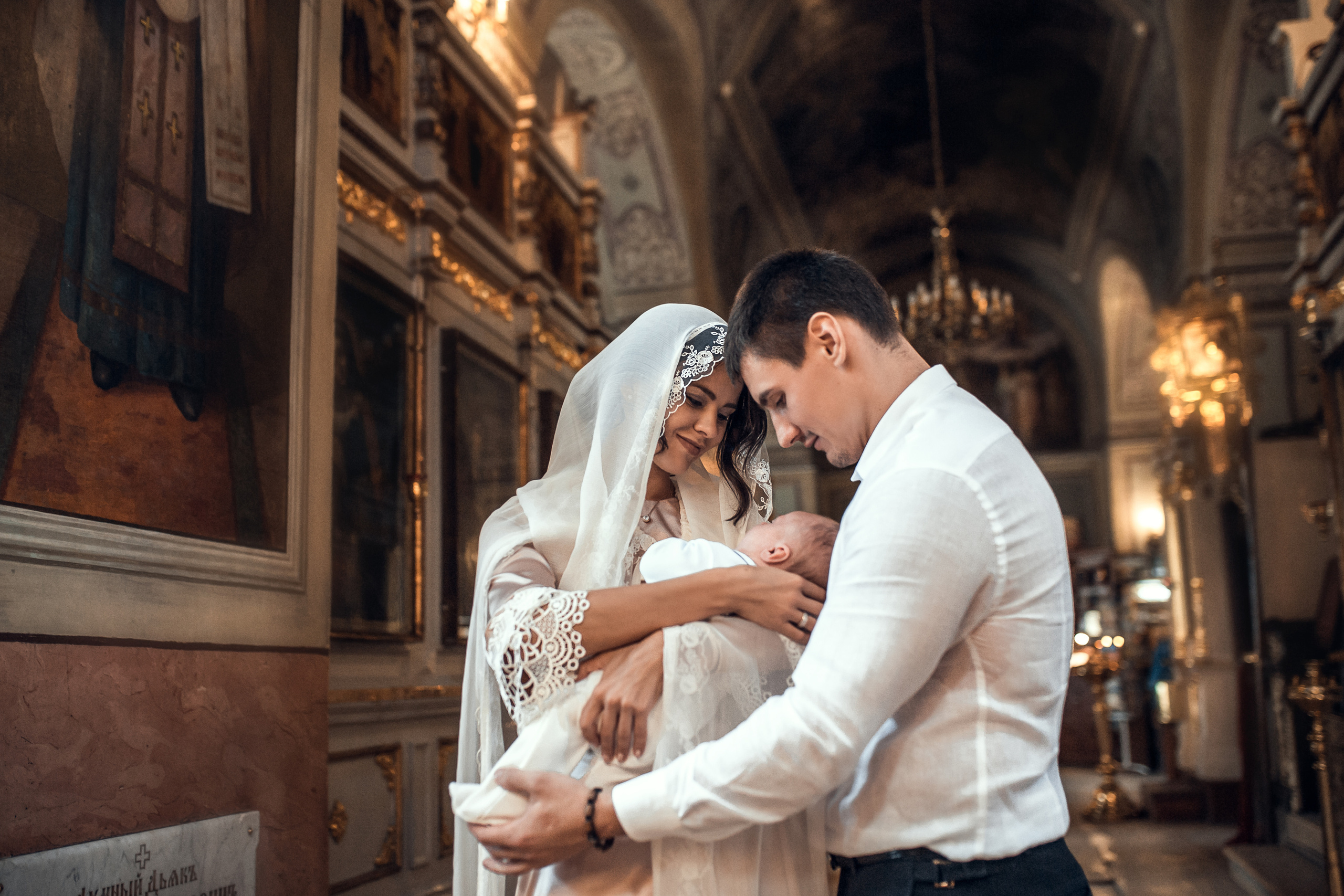 Крещение Кирилла. Храм Ильи Пророка на Ильинке. Фотограф на Крещение в Москве Ткач Елена