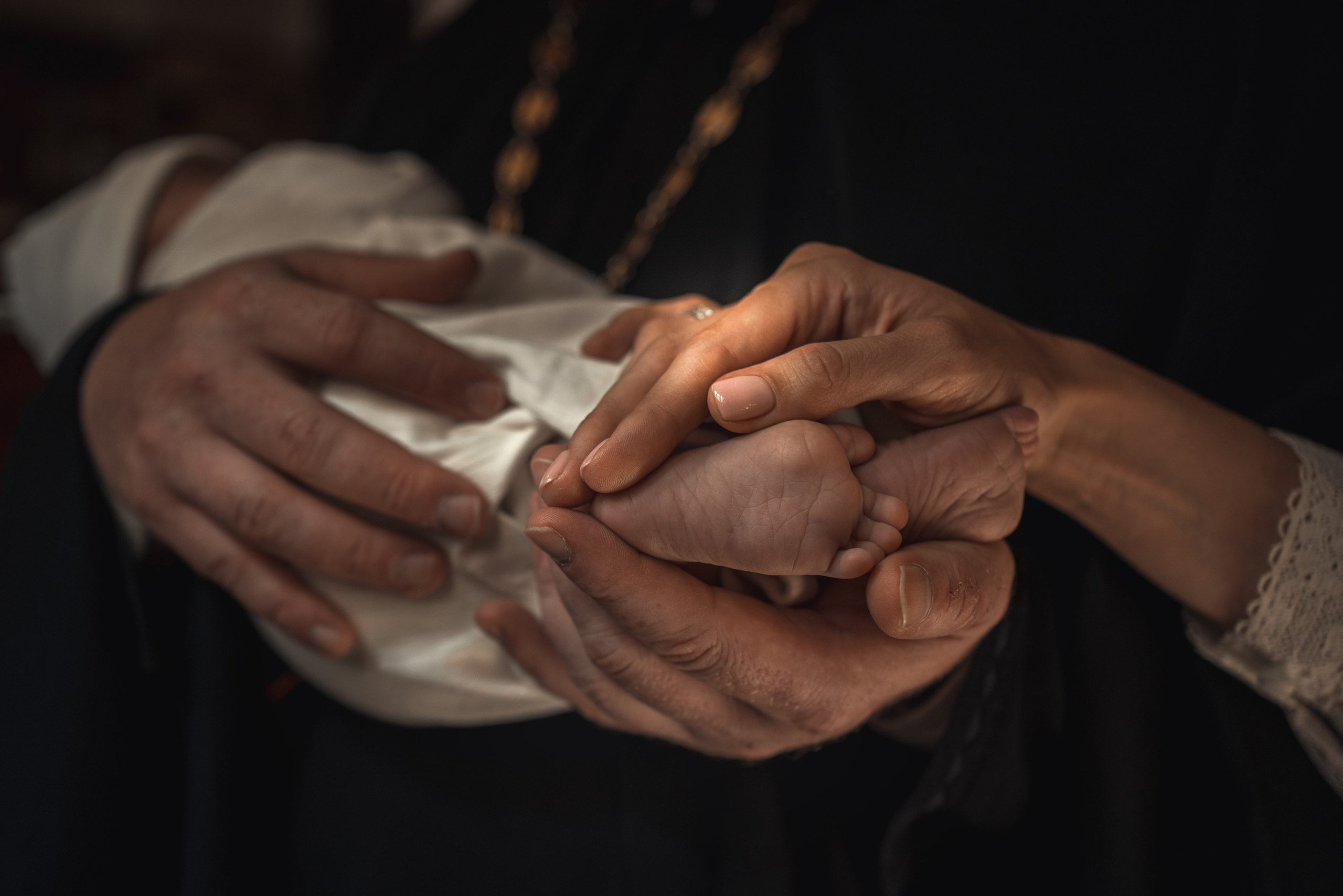 Крещение Федора. Храм Алексия, Человека Божия в Красном селе. Фотограф на Крещение в Москве Ткач Елена