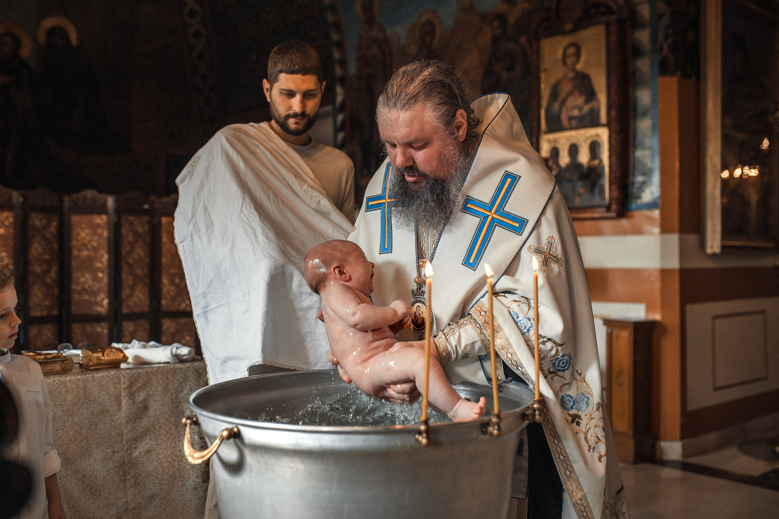 Крещение Луки. Храм Петра и Павла на Яузе. Фотограф на Крещение в Москве Ткач Елена