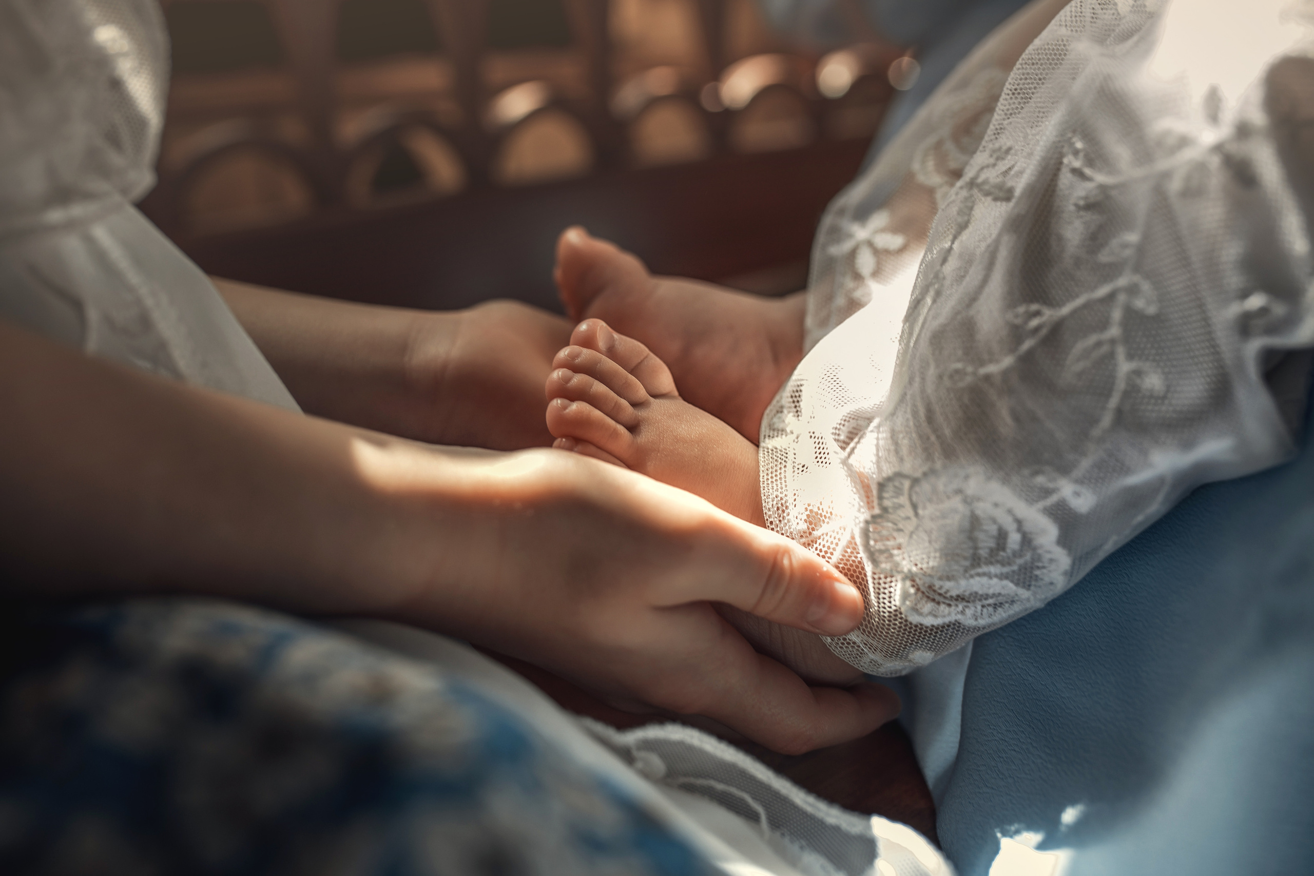 Крещение Анны. Храм Владимирской Иконы Божией Матери в с. Быково. Фотограф на Крещение в Москве Ткач Елена