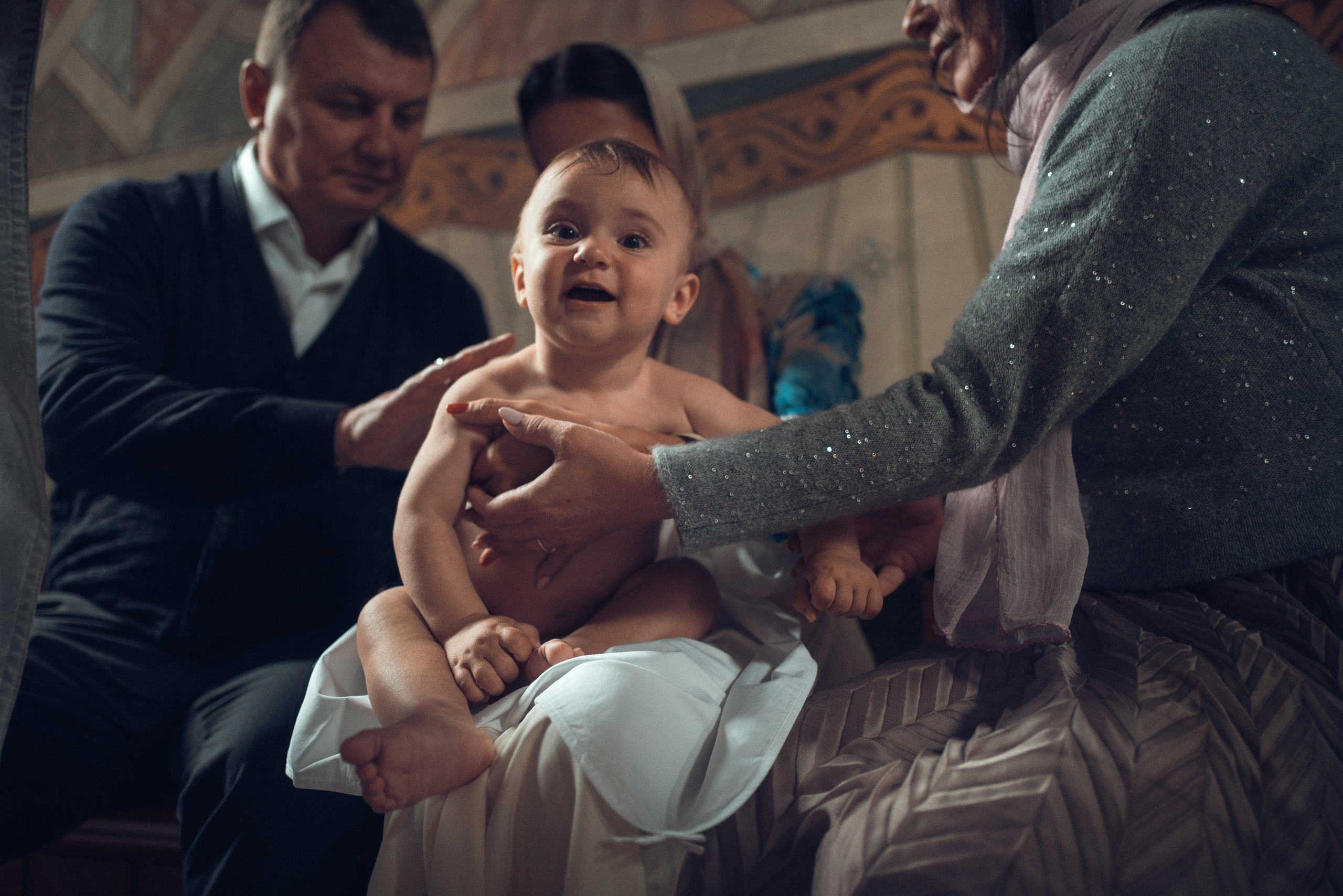 Крещение Даниила. Храм Иоанна Предтечи в Горках-8. Фотограф на Крещение в Москве Ткач Елена