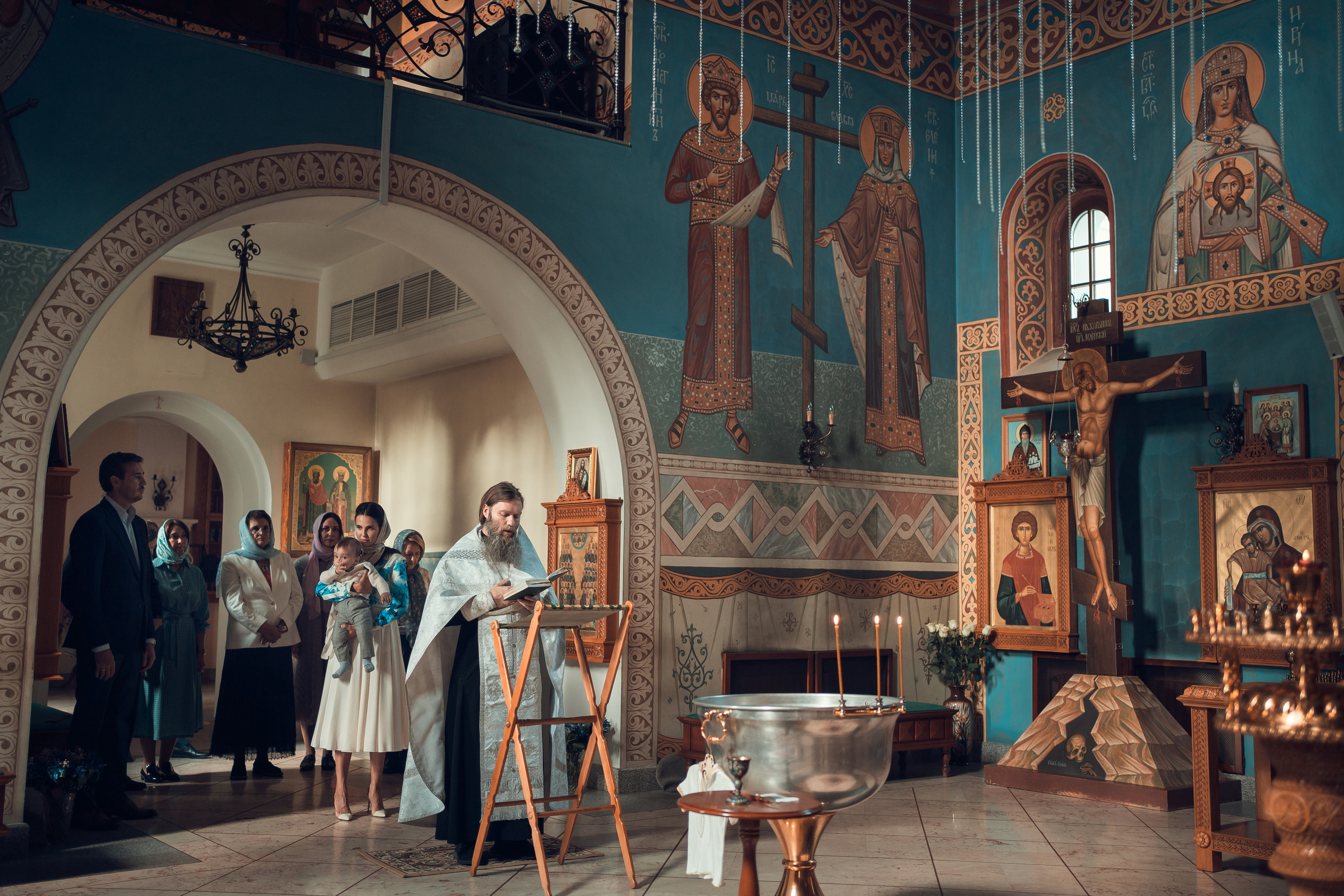 Крещение Даниила. Храм Иоанна Предтечи в Горках-8. Фотограф на Крещение в Москве Ткач Елена