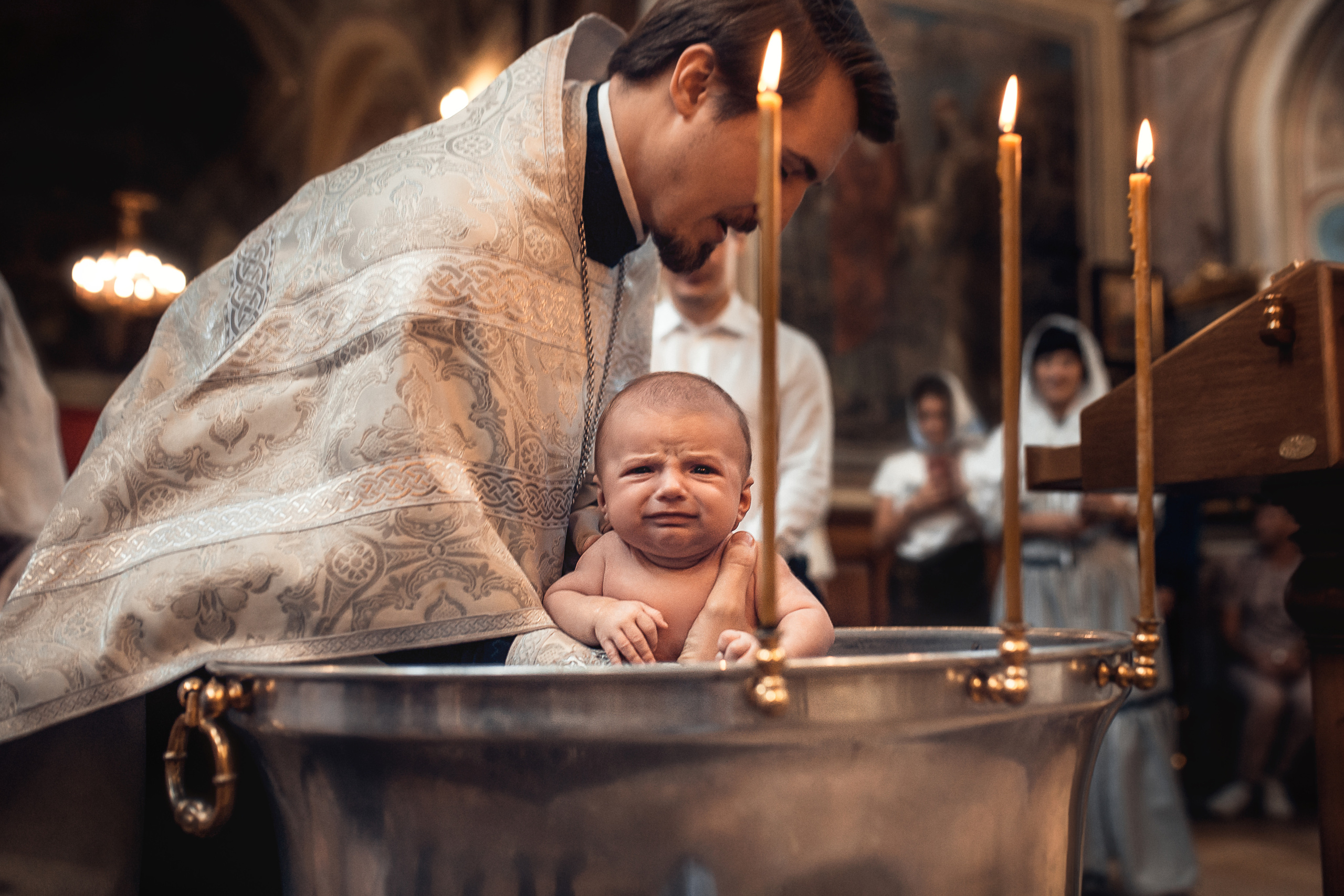 Крещение Кирилла. Храм Ильи Пророка на Ильинке. Фотограф на Крещение в Москве Ткач Елена