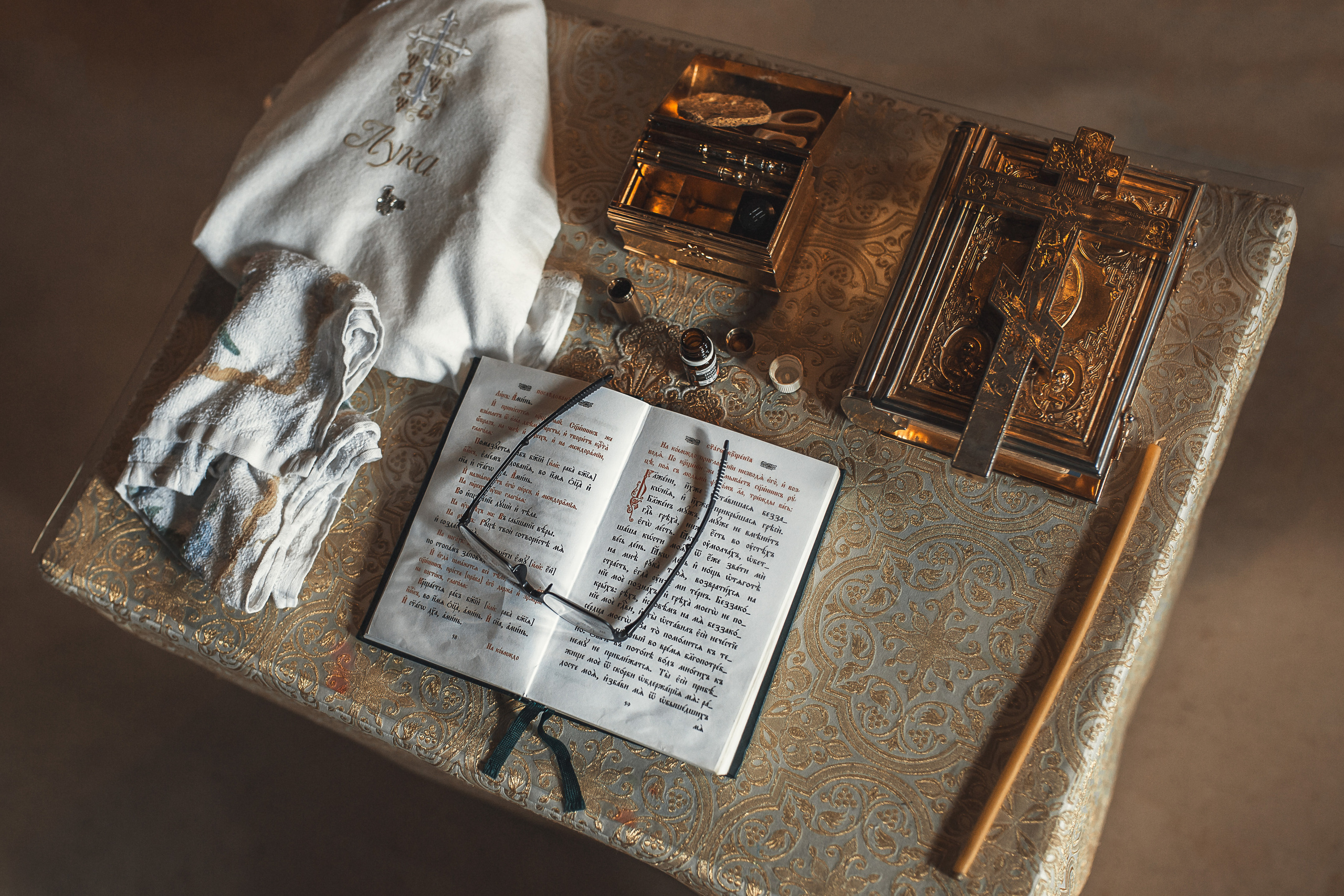 Крещение Луки. Храм Петра и Павла на Яузе. Фотограф на Крещение в Москве Ткач Елена