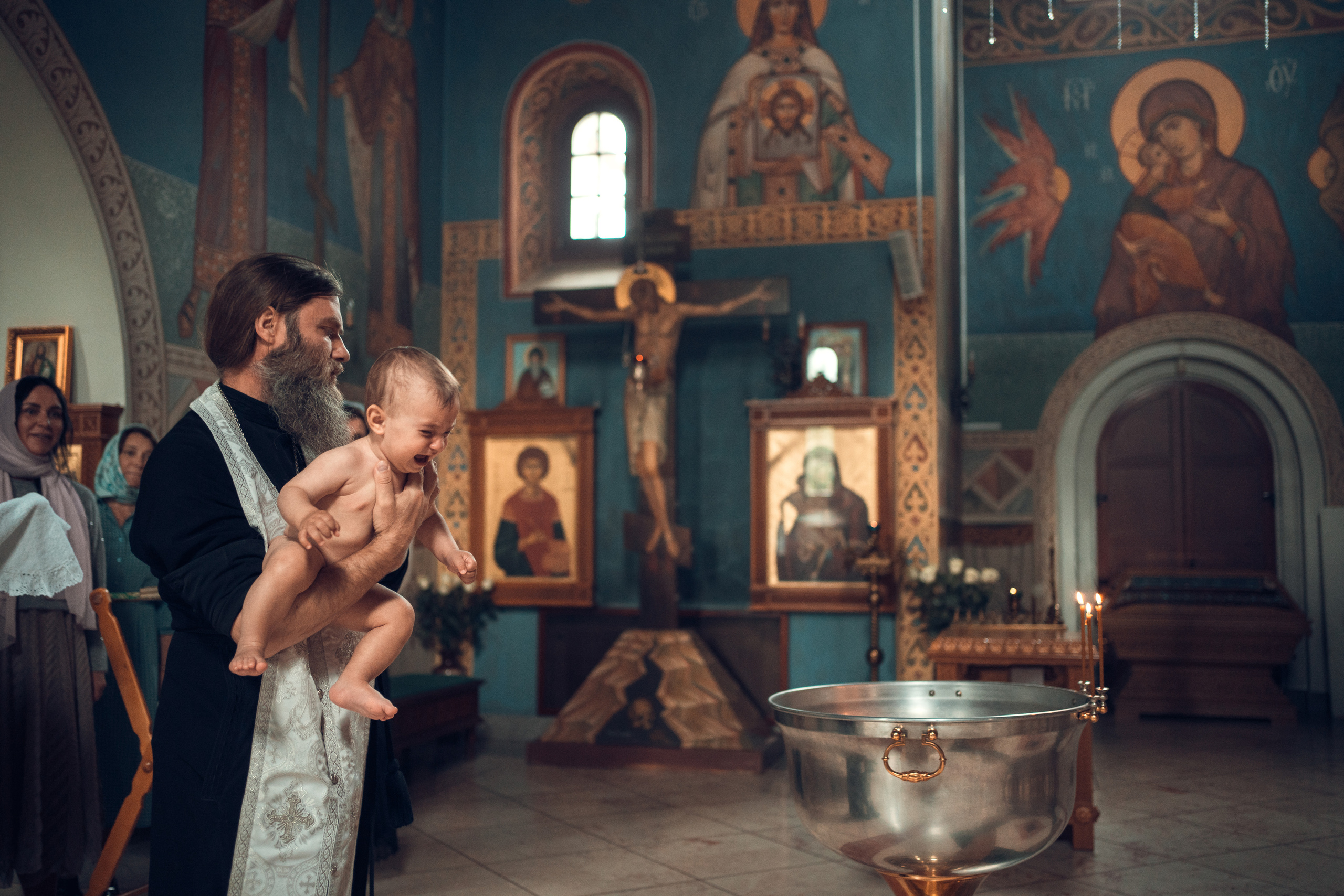 Крещение Даниила. Храм Иоанна Предтечи в Горках-8. Фотограф на Крещение в Москве Ткач Елена