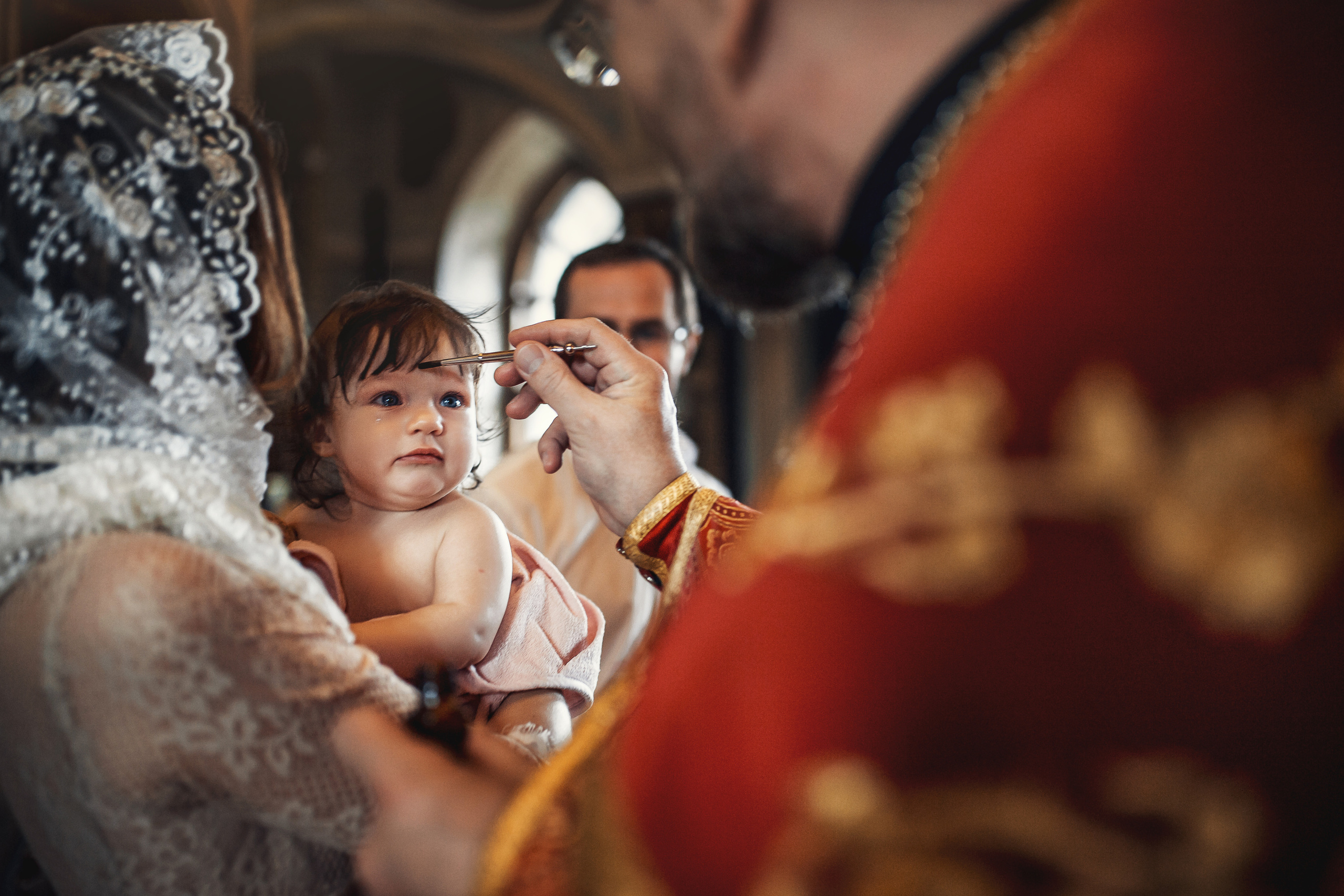 Крещение Анны. Храм Владимирской Иконы Божией Матери в с. Быково. Фотограф на Крещение в Москве Ткач Елена