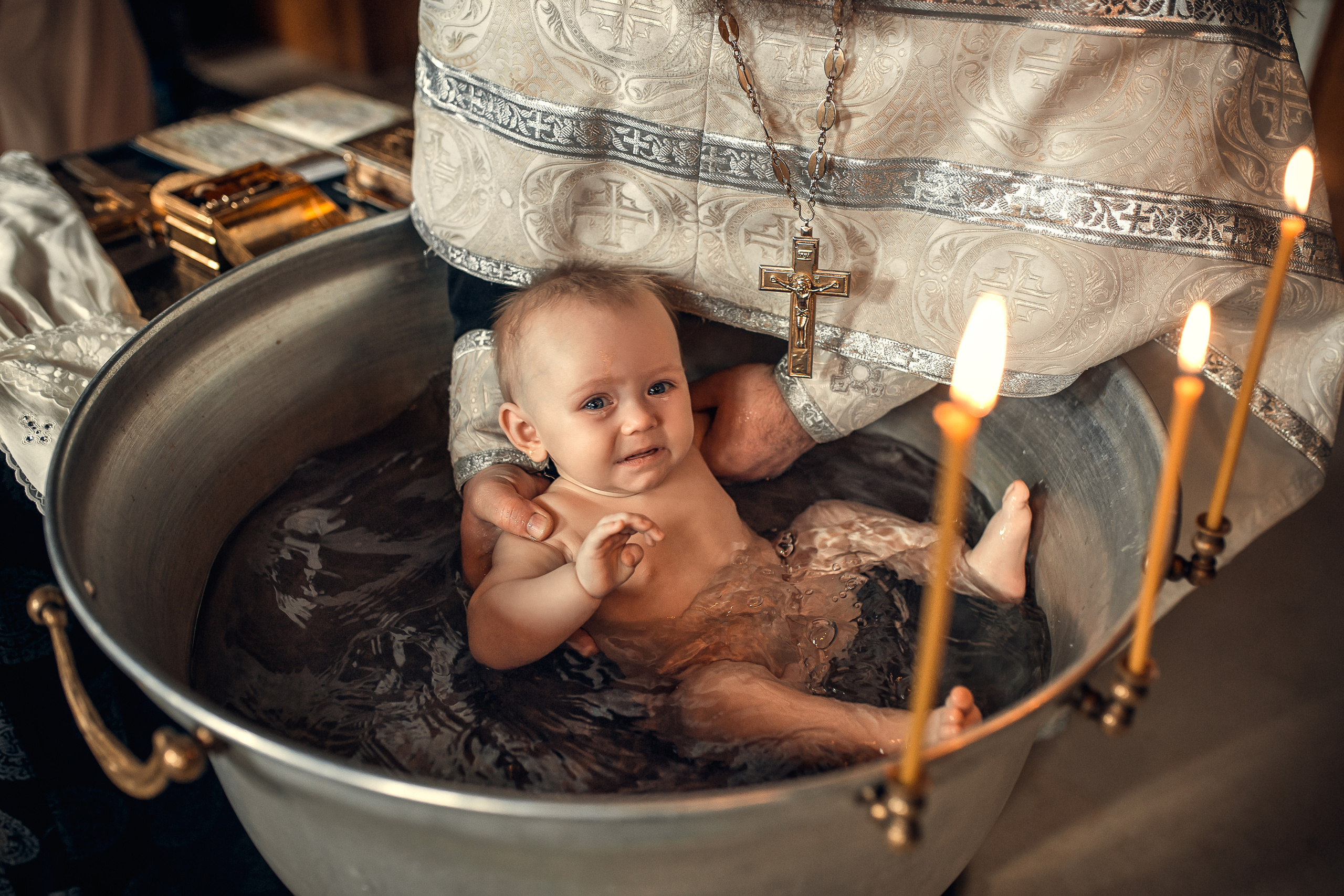 Крещение Мелании. Храм Петра и Павла на Яузе. Фотограф на Крещение в Москве Ткач Елена