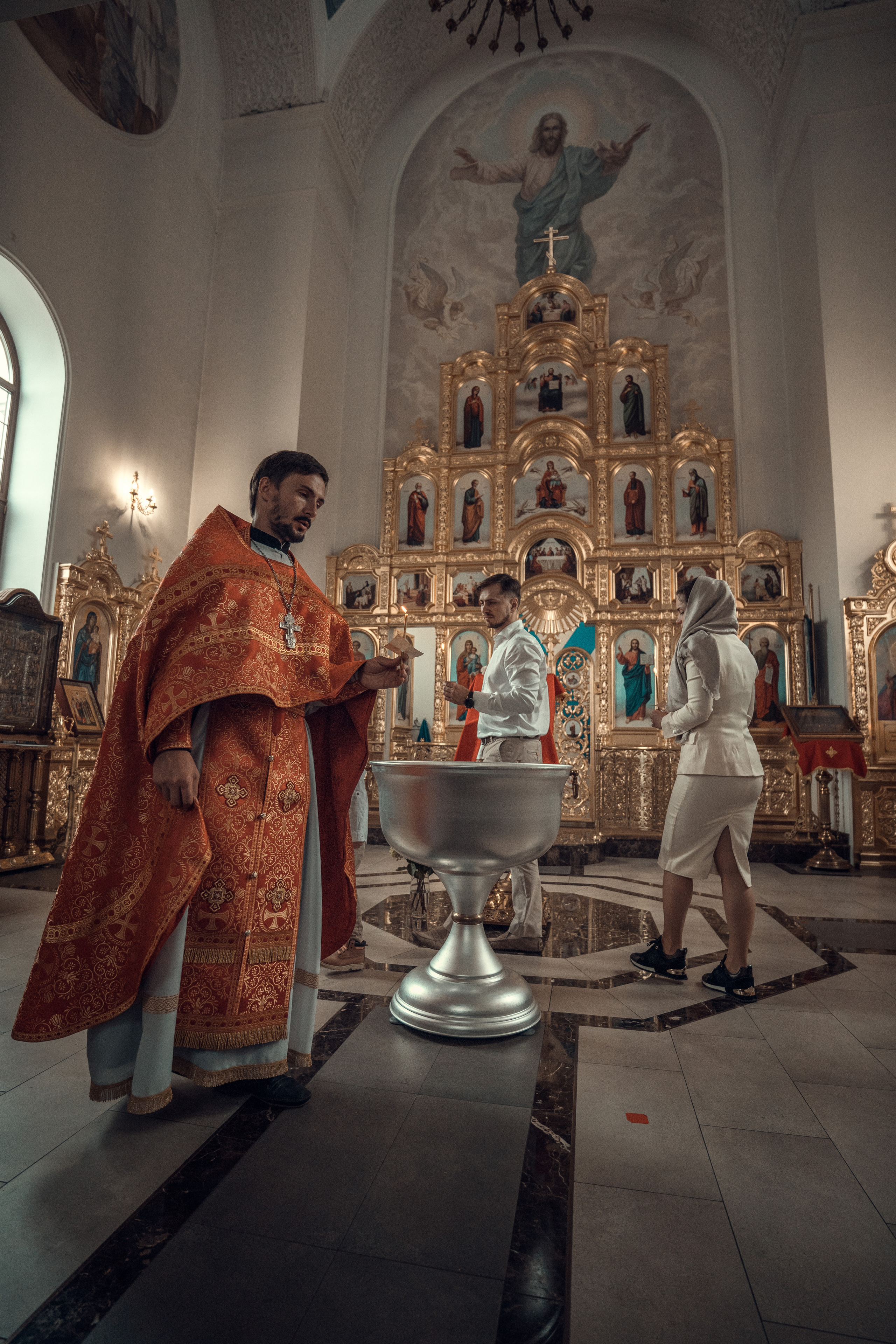 Крещение Александра. Храм Андрея Первозванного в с. Рождествено. Фотограф на Крещение в Москве Ткач Елена