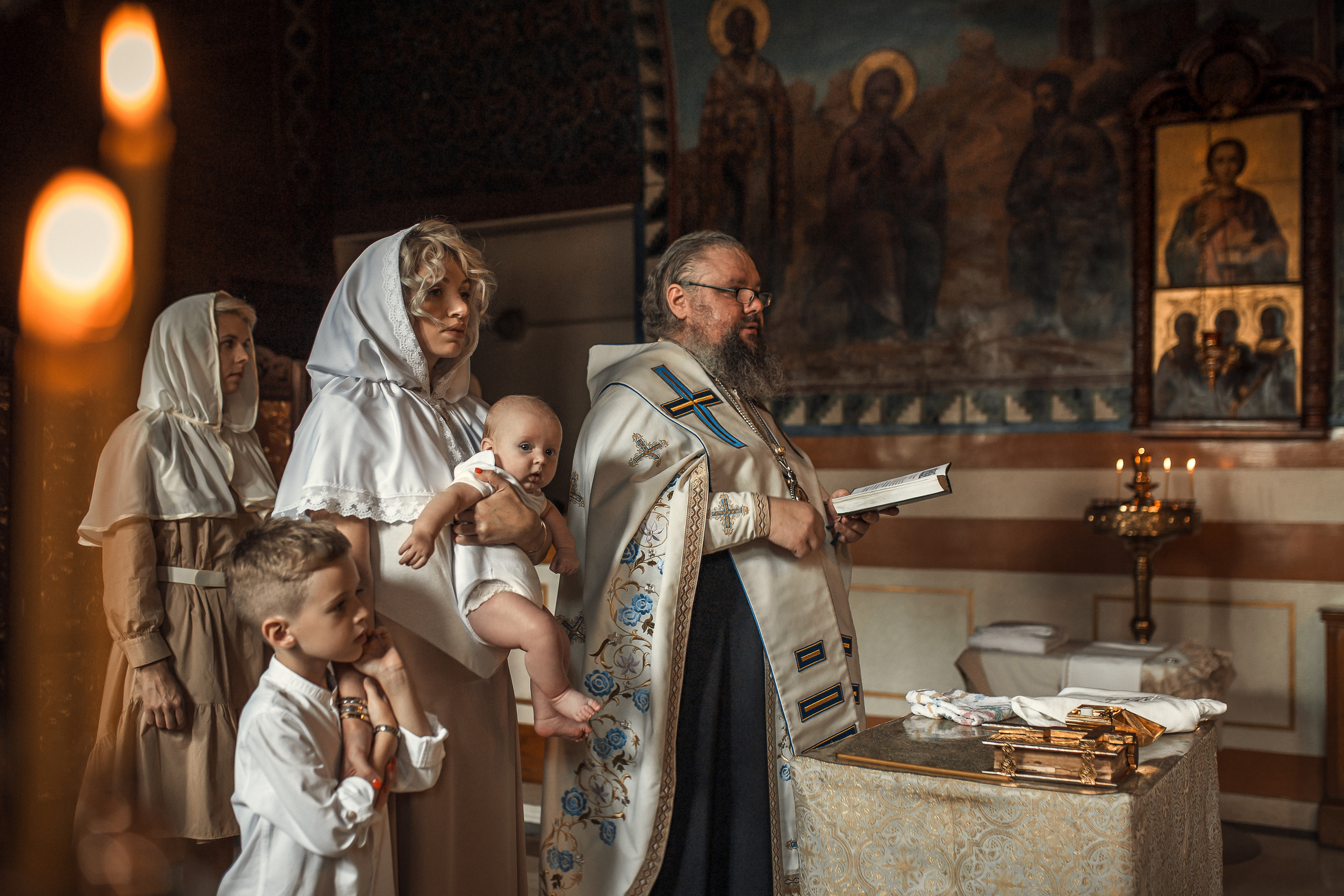Крещение Луки. Храм Петра и Павла на Яузе. Фотограф на Крещение в Москве Ткач Елена