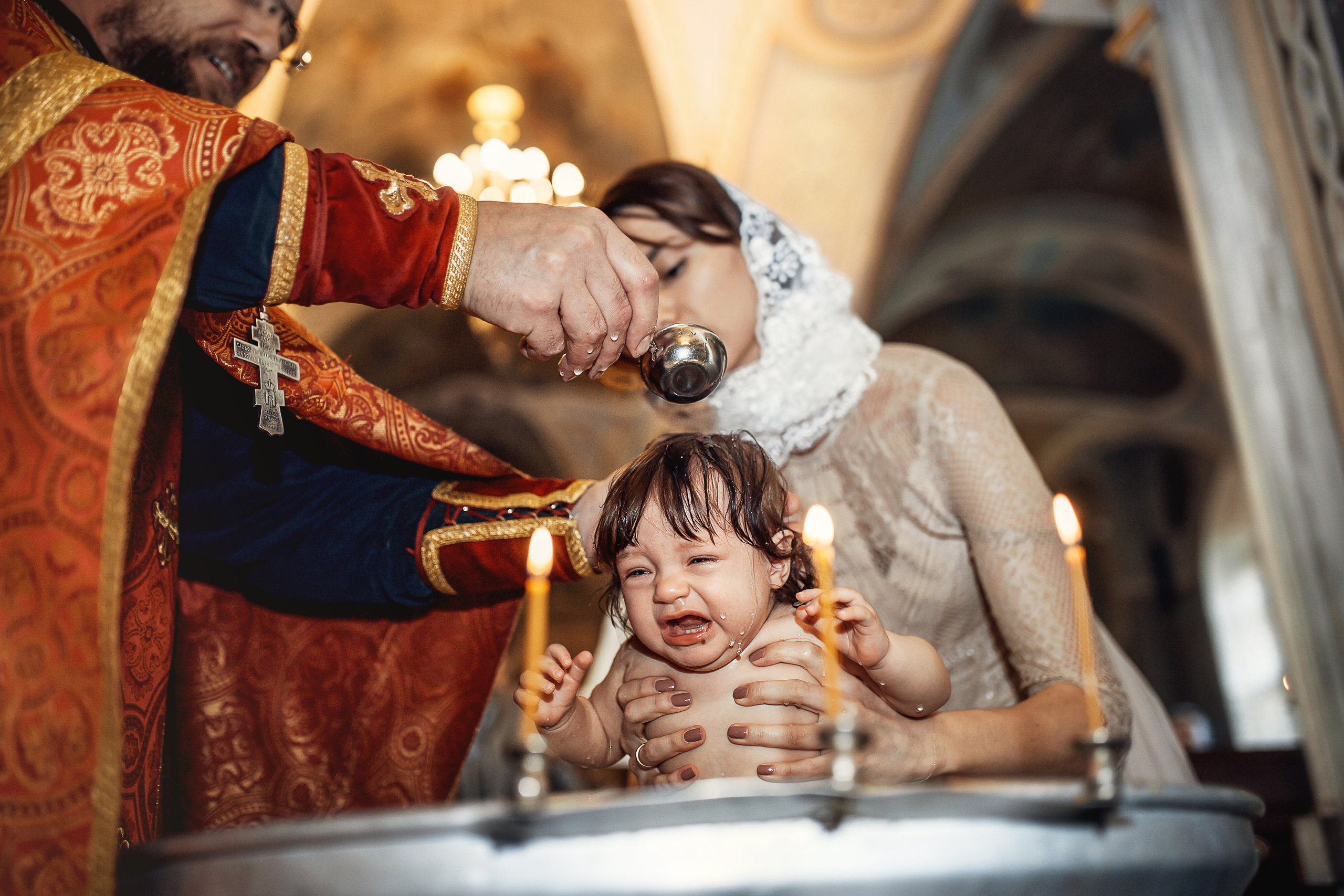 Крещение Анны. Храм Владимирской Иконы Божией Матери в с. Быково. Фотограф на Крещение в Москве Ткач Елена