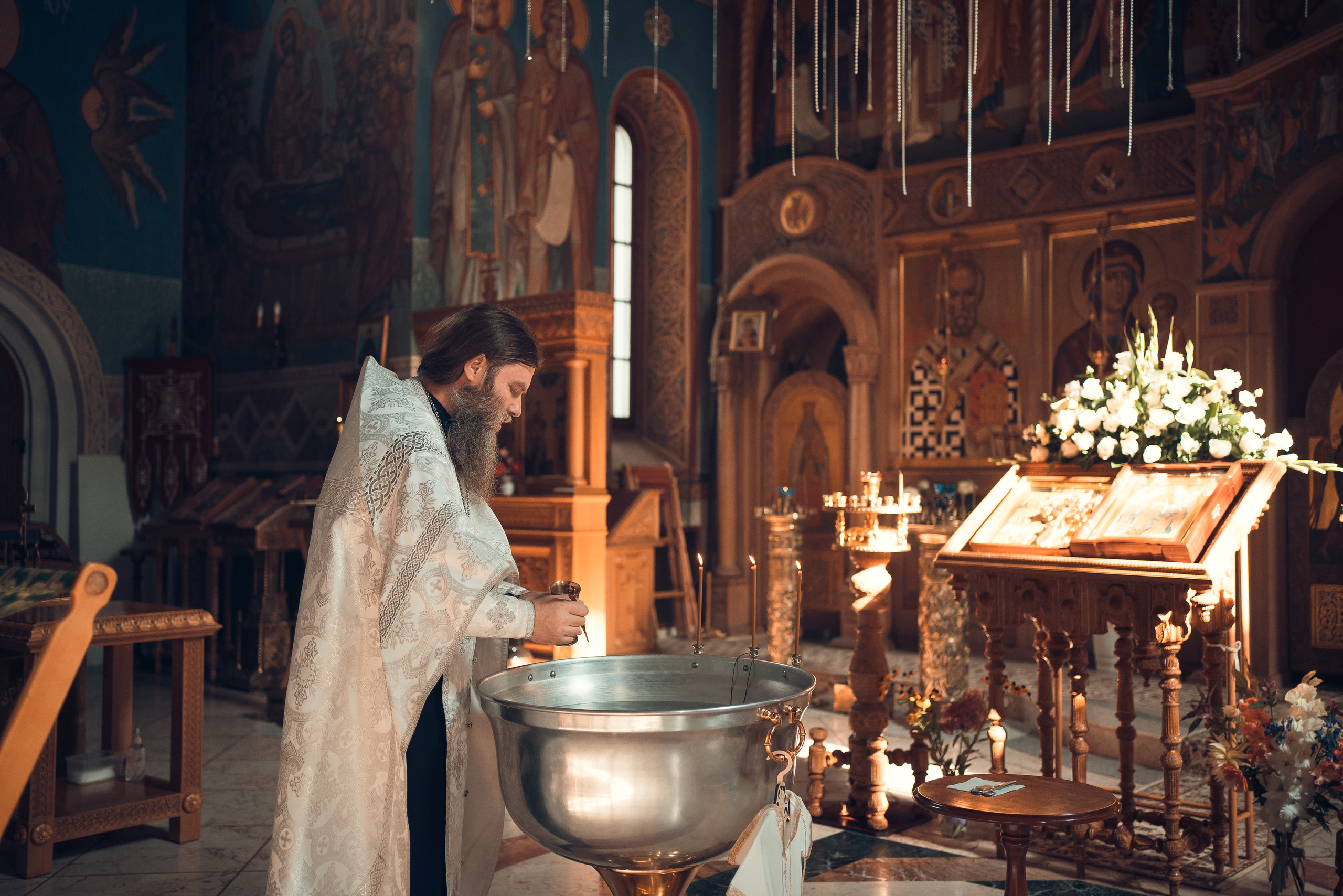 Крещение Даниила. Храм Иоанна Предтечи в Горках-8. Фотограф на Крещение в Москве Ткач Елена