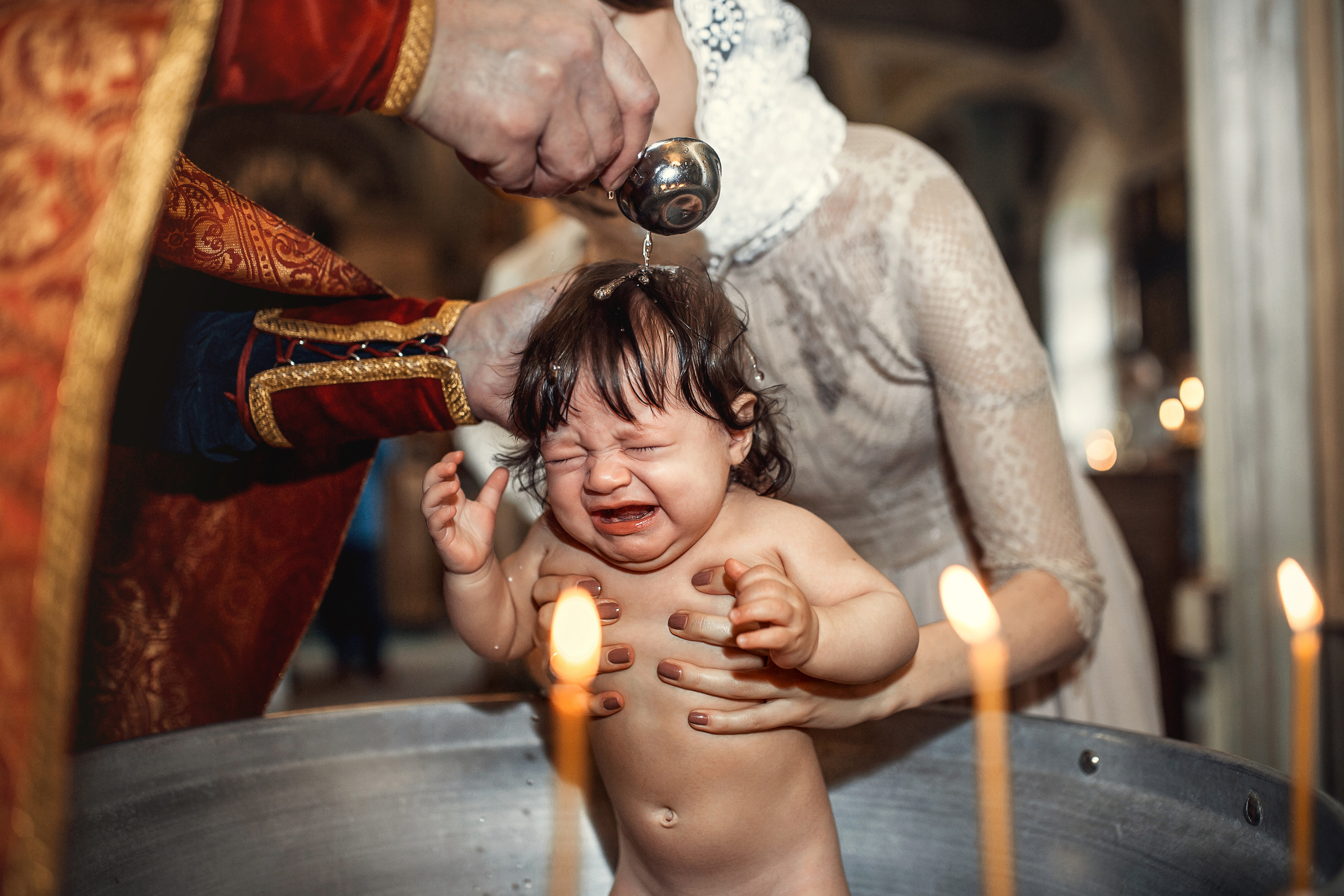 Крещение Анны. Храм Владимирской Иконы Божией Матери в с. Быково. Фотограф на Крещение в Москве Ткач Елена