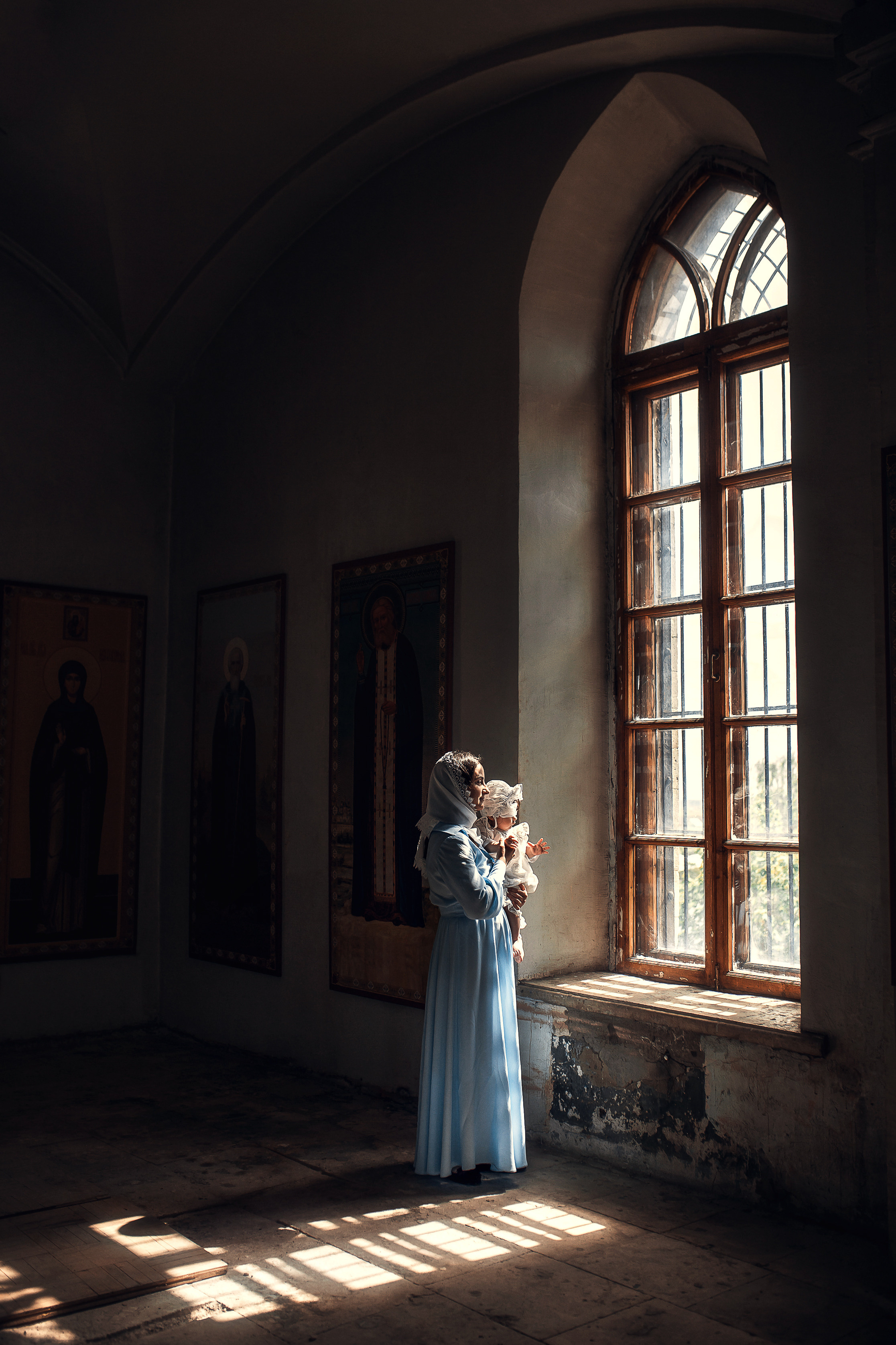 Крещение Анны. Храм Владимирской Иконы Божией Матери в с. Быково. Фотограф на Крещение в Москве Ткач Елена