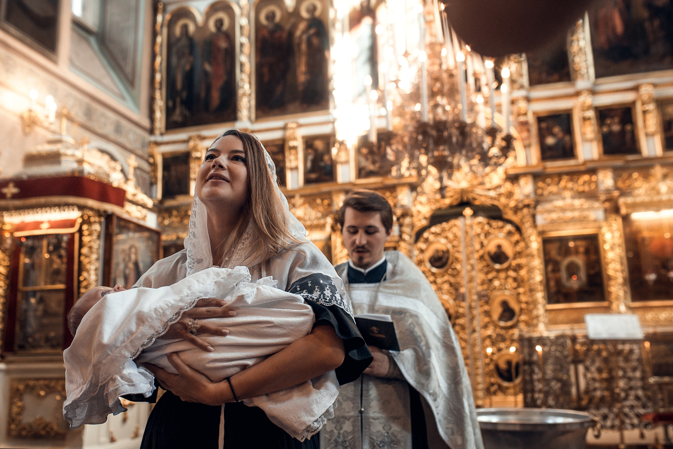 Крещение Кирилла. Храм Ильи Пророка на Ильинке. Фотограф на Крещение в Москве Ткач Елена