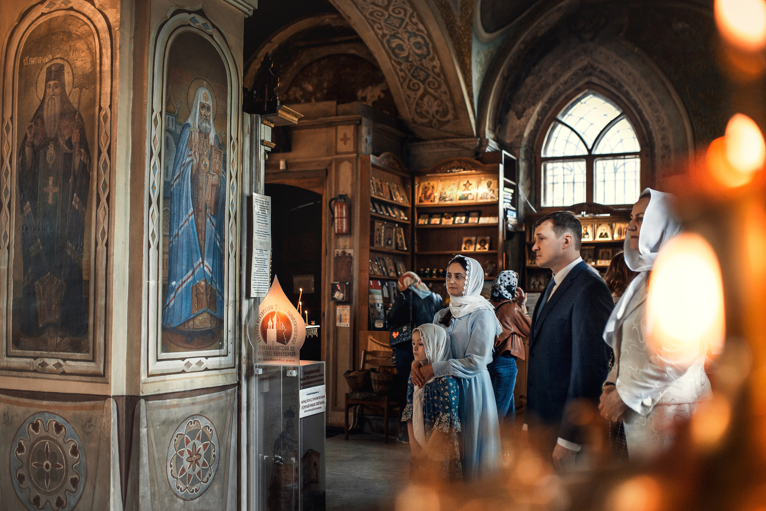 Крещение Анны. Храм Владимирской Иконы Божией Матери в с. Быково. Фотограф на Крещение в Москве Ткач Елена