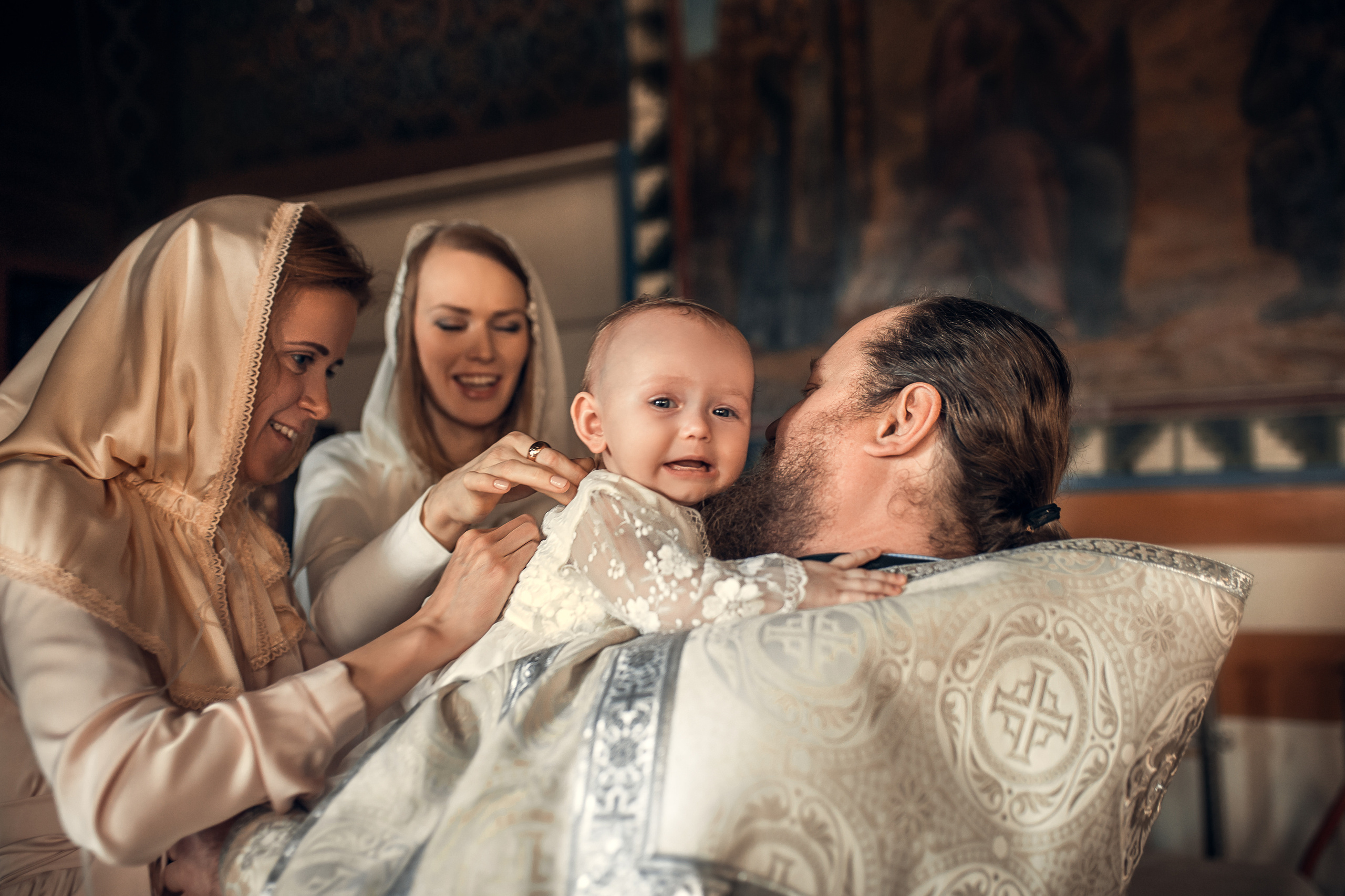 Крещение Мелании. Храм Петра и Павла на Яузе. Фотограф на Крещение в Москве Ткач Елена