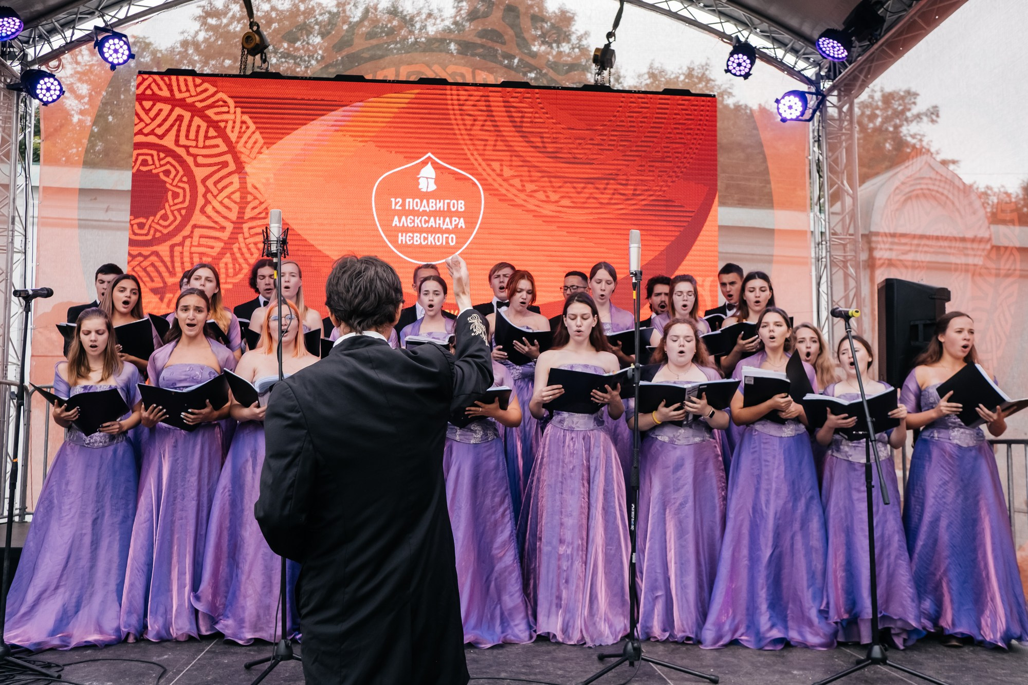 Всероссийский форум «12 подвигов Александра Невского» | Старая Ладога 2021. Репортажный фотограф в Санкт-Петербурге СПБ Алиса Ческидова на ваше мероприятие