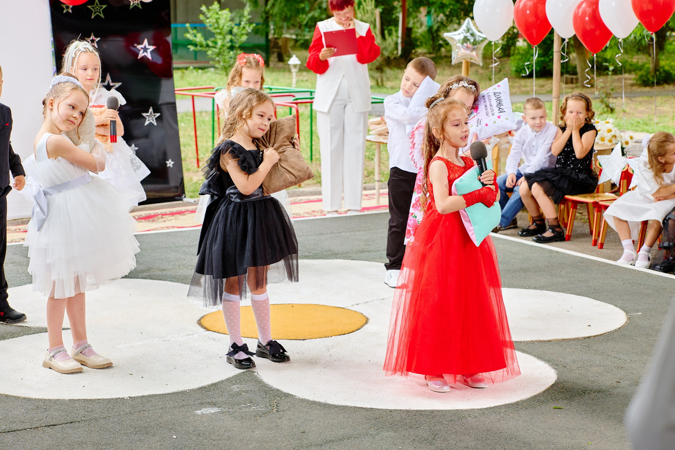 Выпускной 45 сад. Фотограф Выпускные альбомы Таганрог Сергей Коробченко