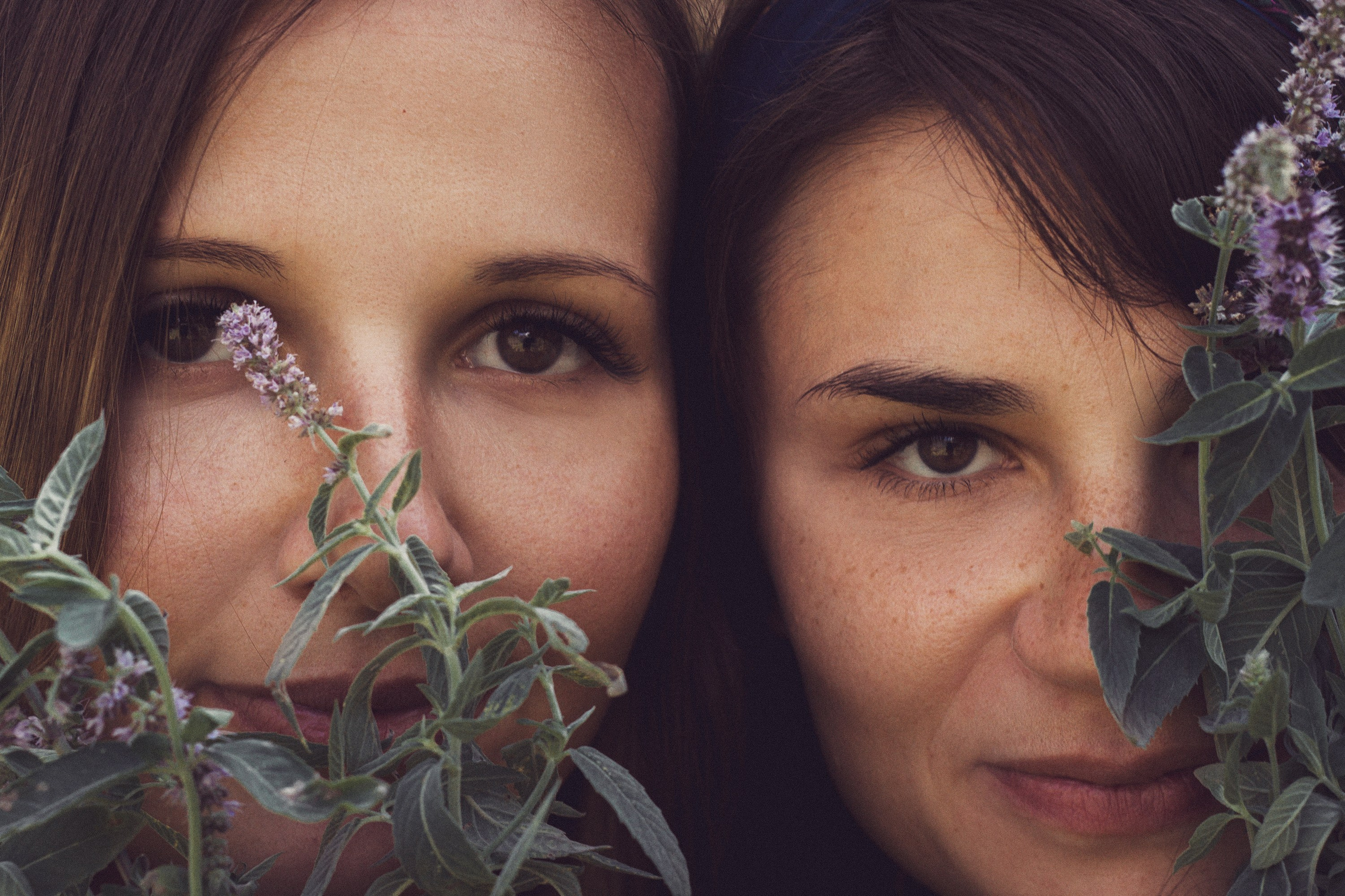 Ксения и Галина / Женишке. Фотограф Наталья Гончарова. Снимаю живые портреты в Алматы