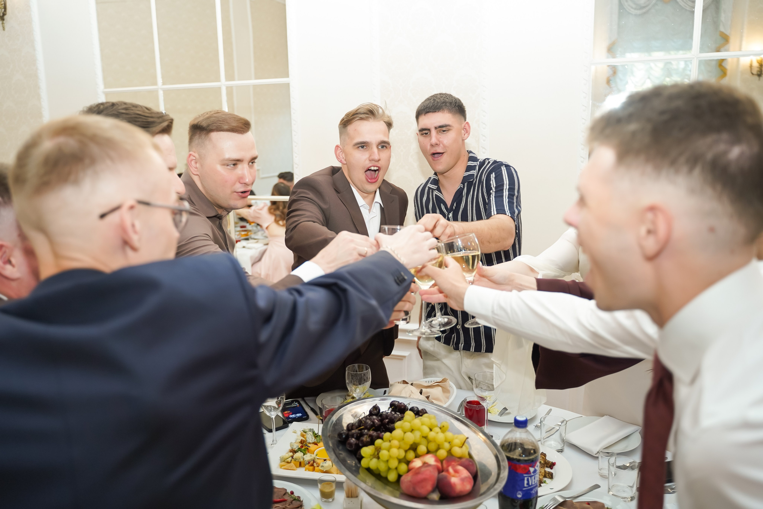 Выпускные. Репортажный фотограф и видеограф в Санкт-Петербурге