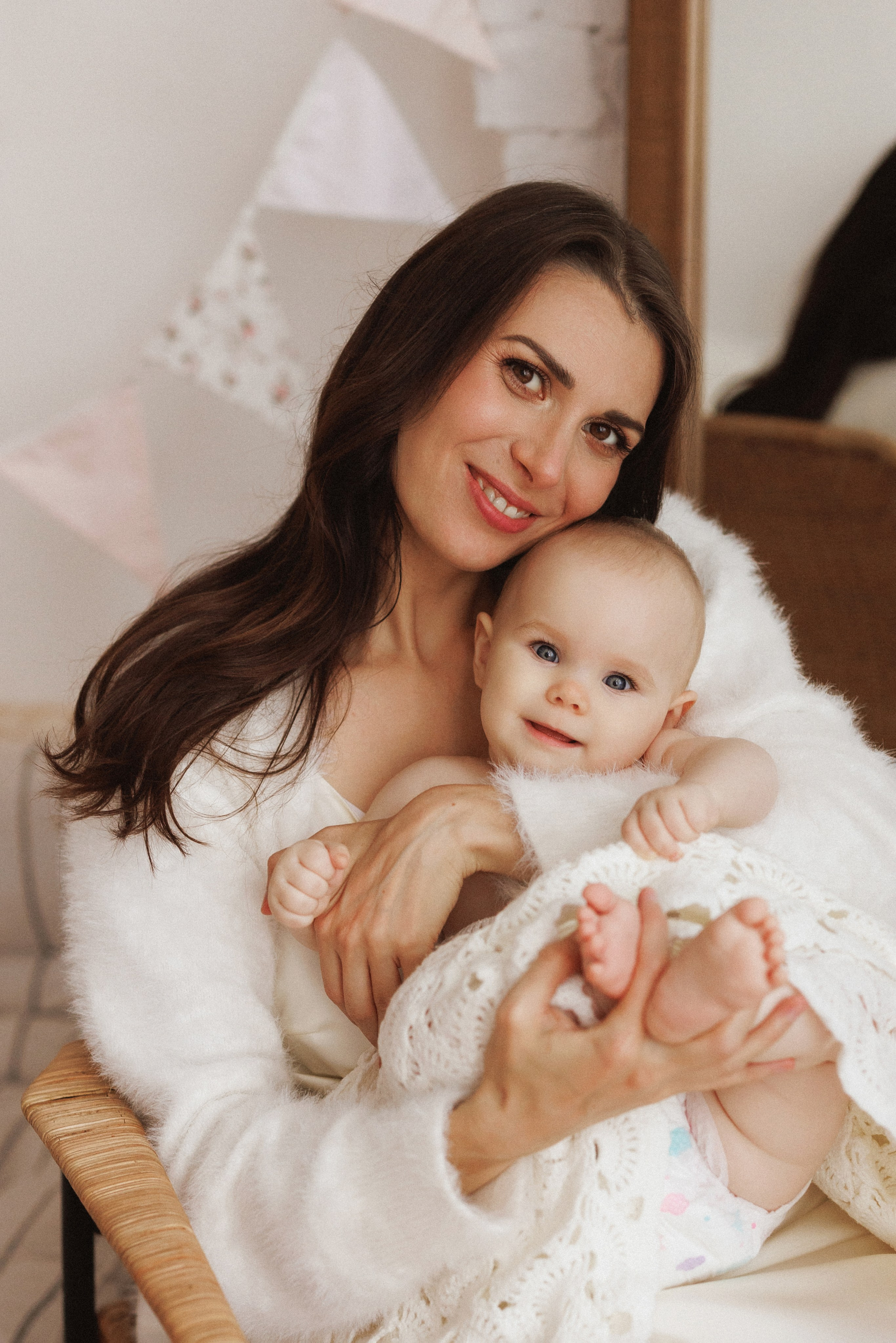 Фотосессия материнства, в фотостудии «Space JOBS», город Краснодар. Семейный и детский фотограф в Краснодаре Анна Трашкова