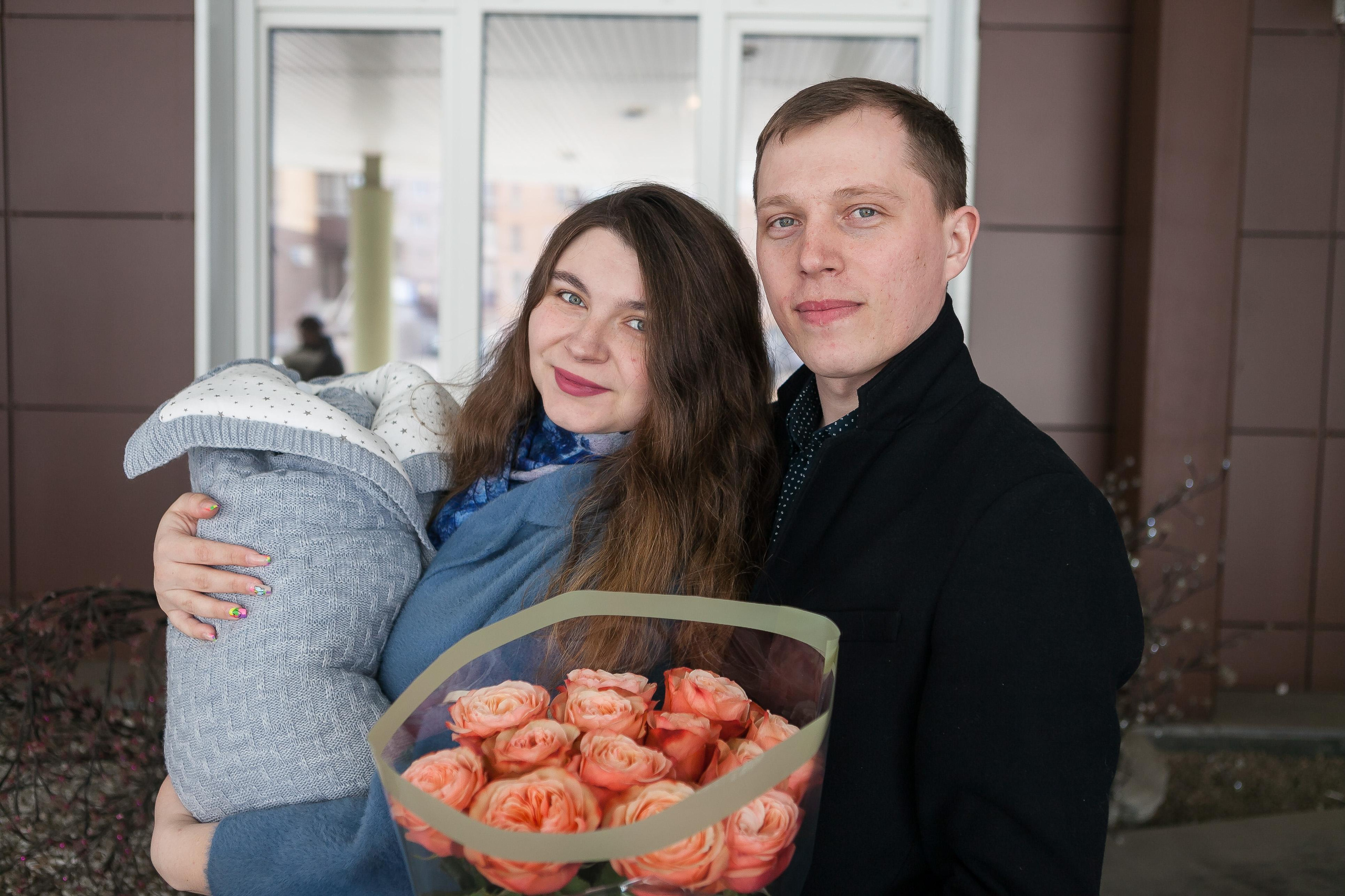 Выписка из роддома. Свадебный, семейный и детский фотограф в Иркутске Жанат Уразгалиев