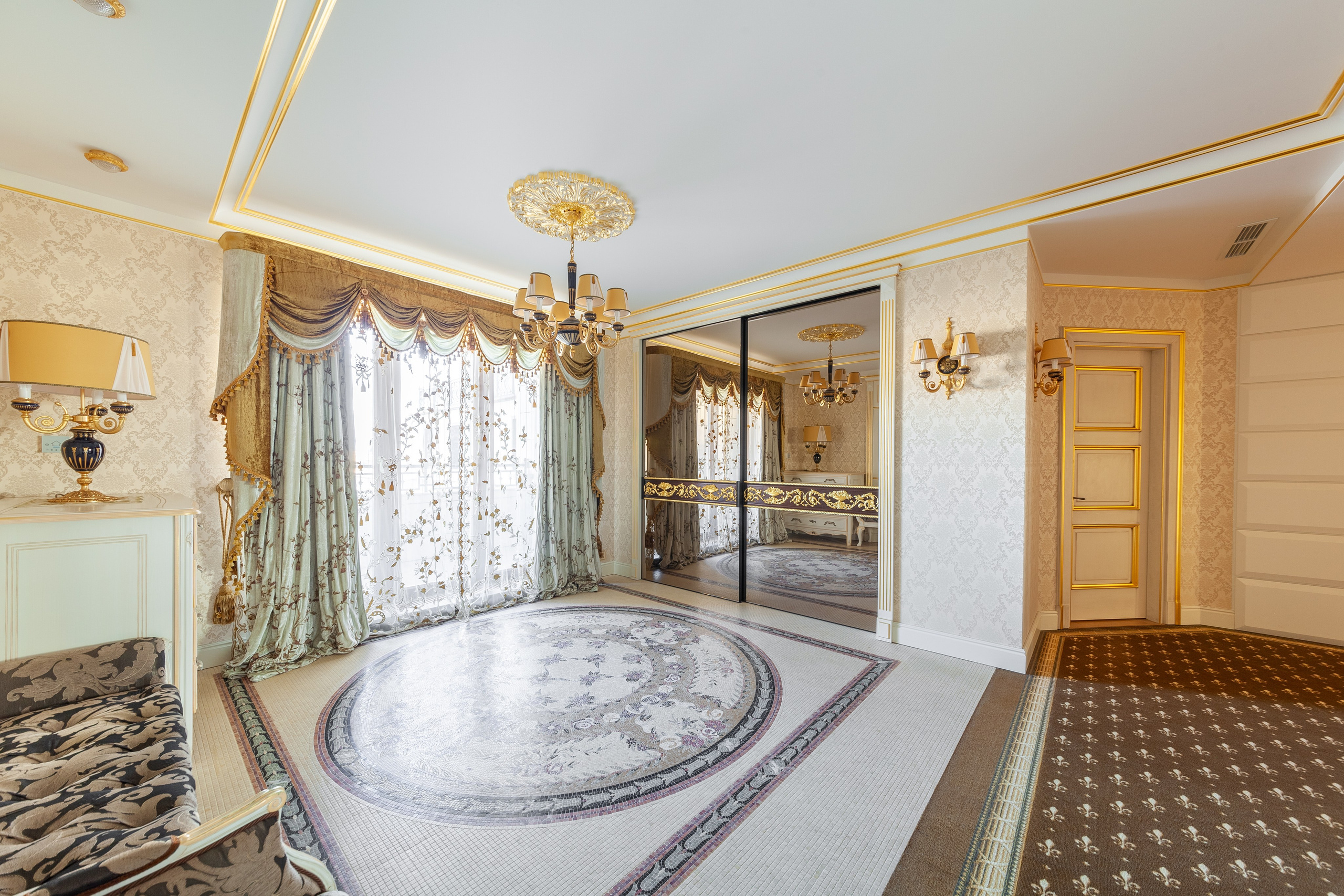 Миллионная 12. Интерьерный фотограф Рафаэль