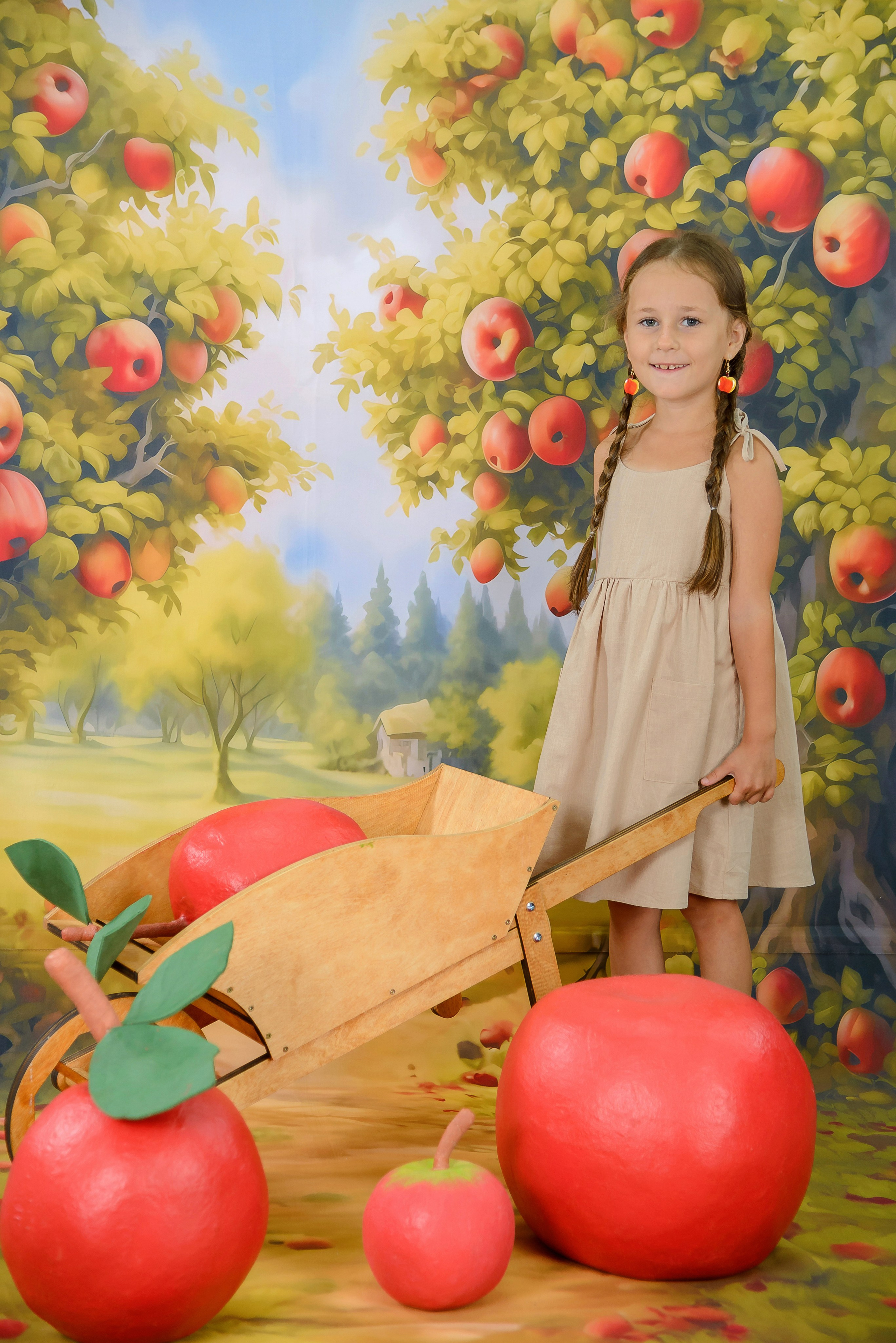 Яблоневый сад. Выпускные альбомы Ярославль