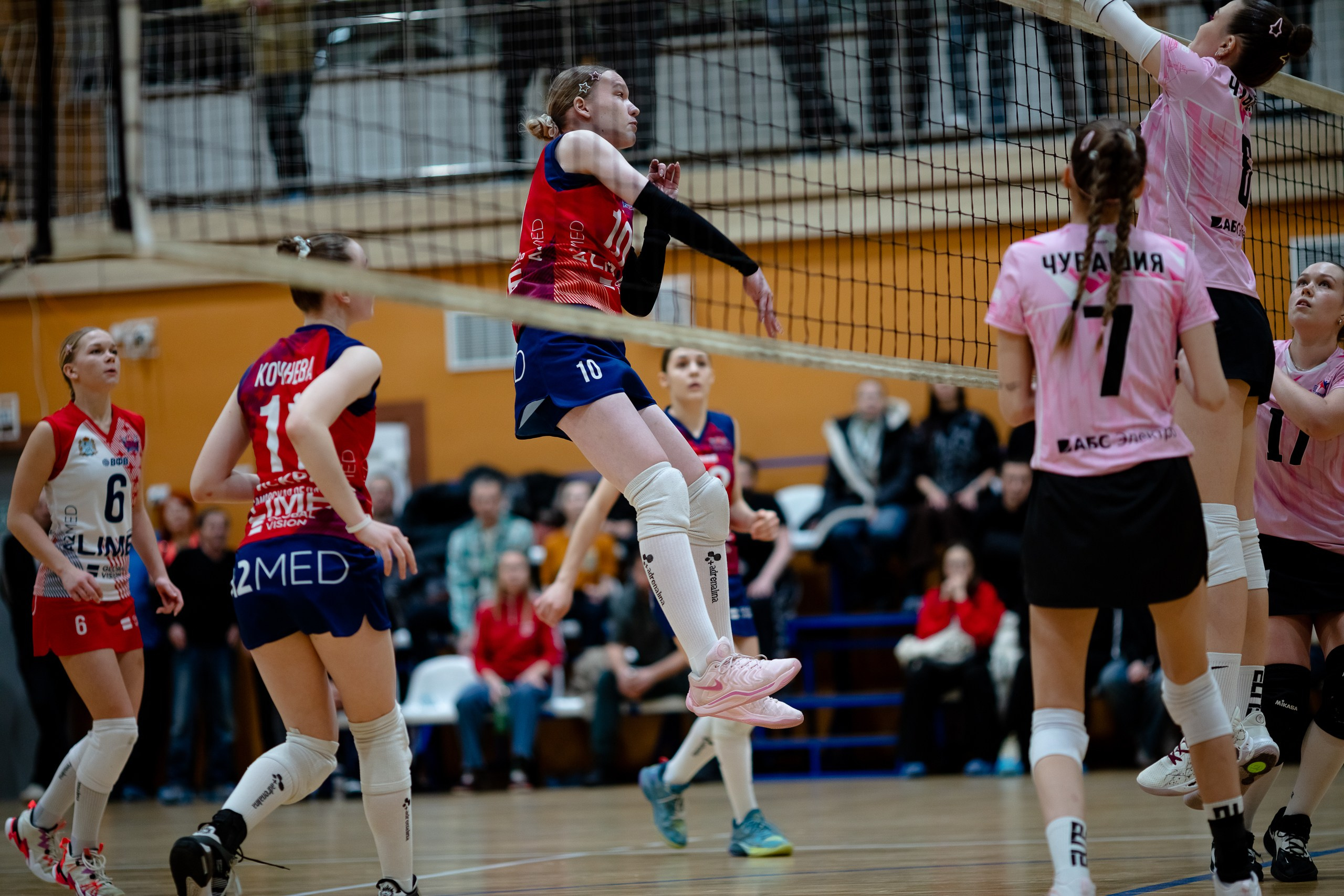 СШ11 — Искра / 2 игра. Фотография