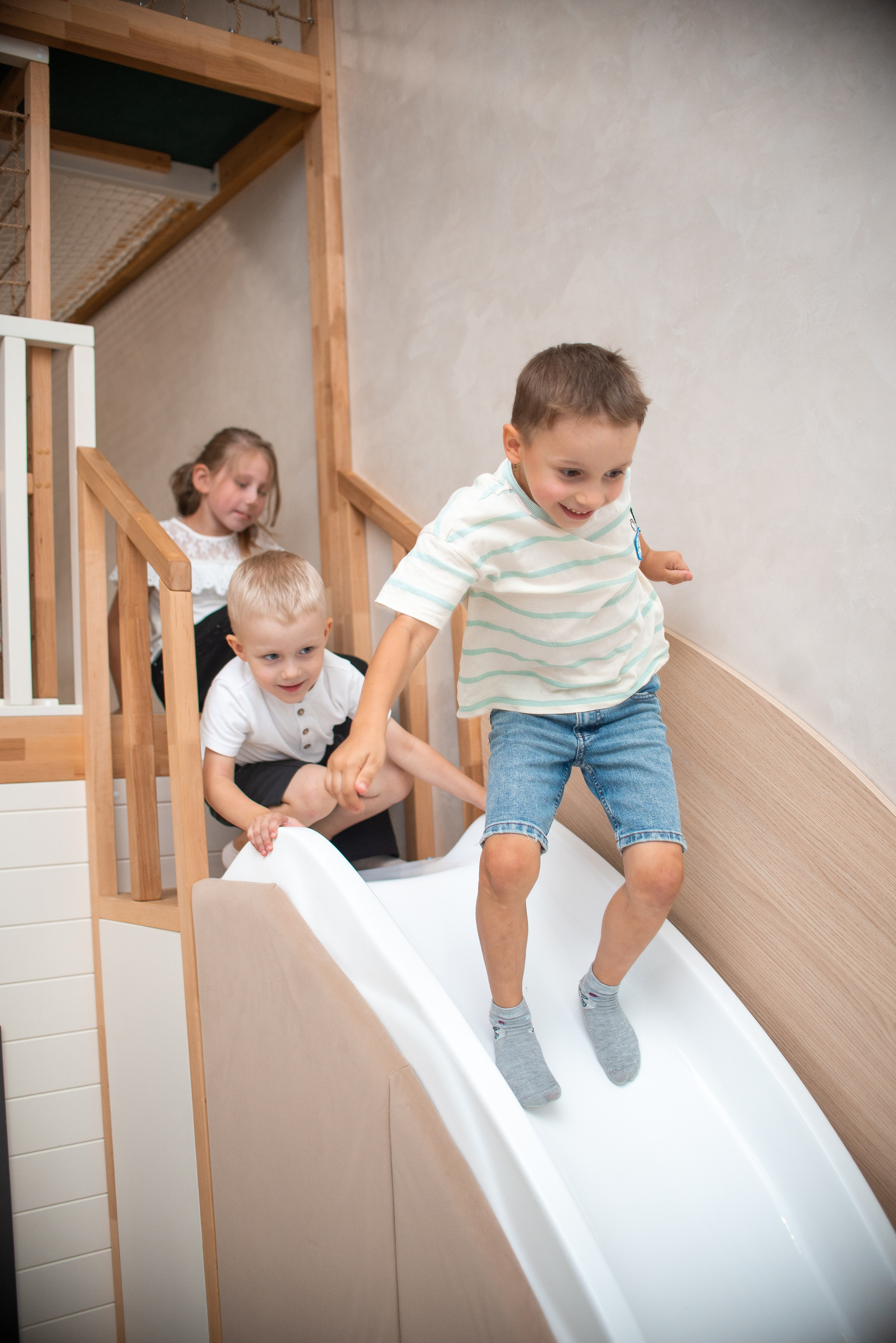 День Рождения Лёвы в Симбе. Семейный фотограф на выписку из роддома и крещение Минск Настя Гришук