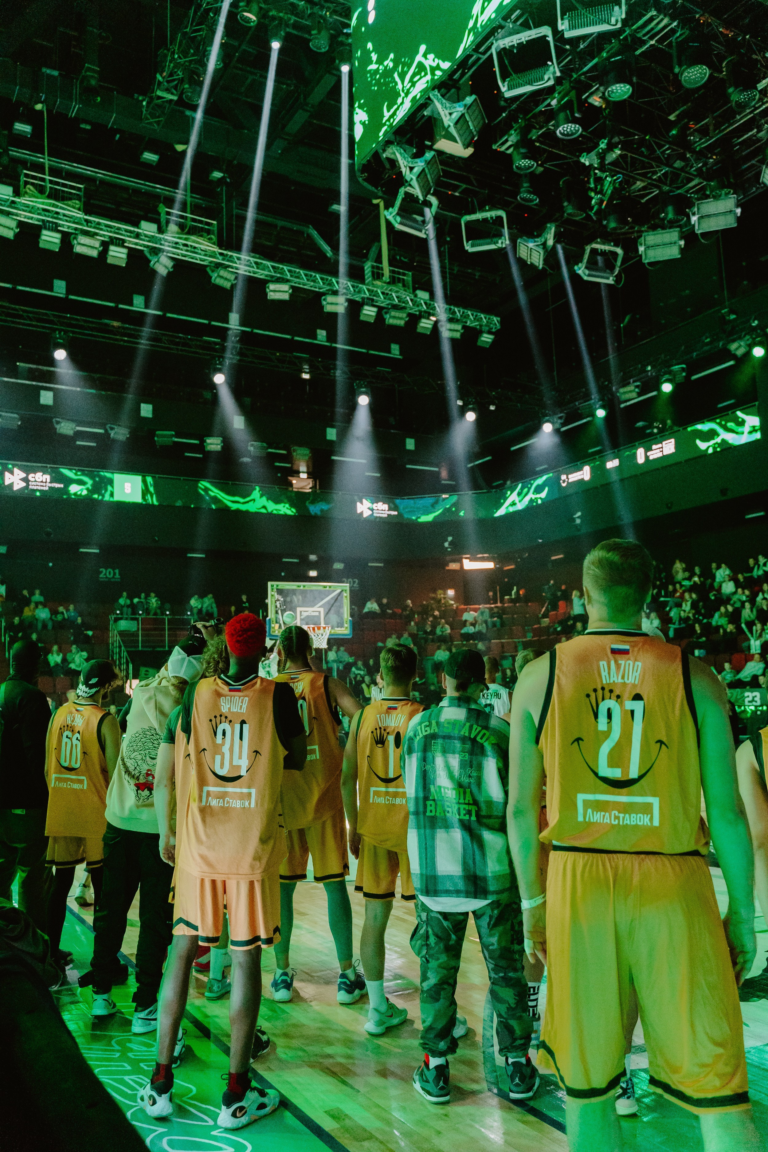 MEDIABASKET x LIGASTAVOK. Фотограф первого впечатления