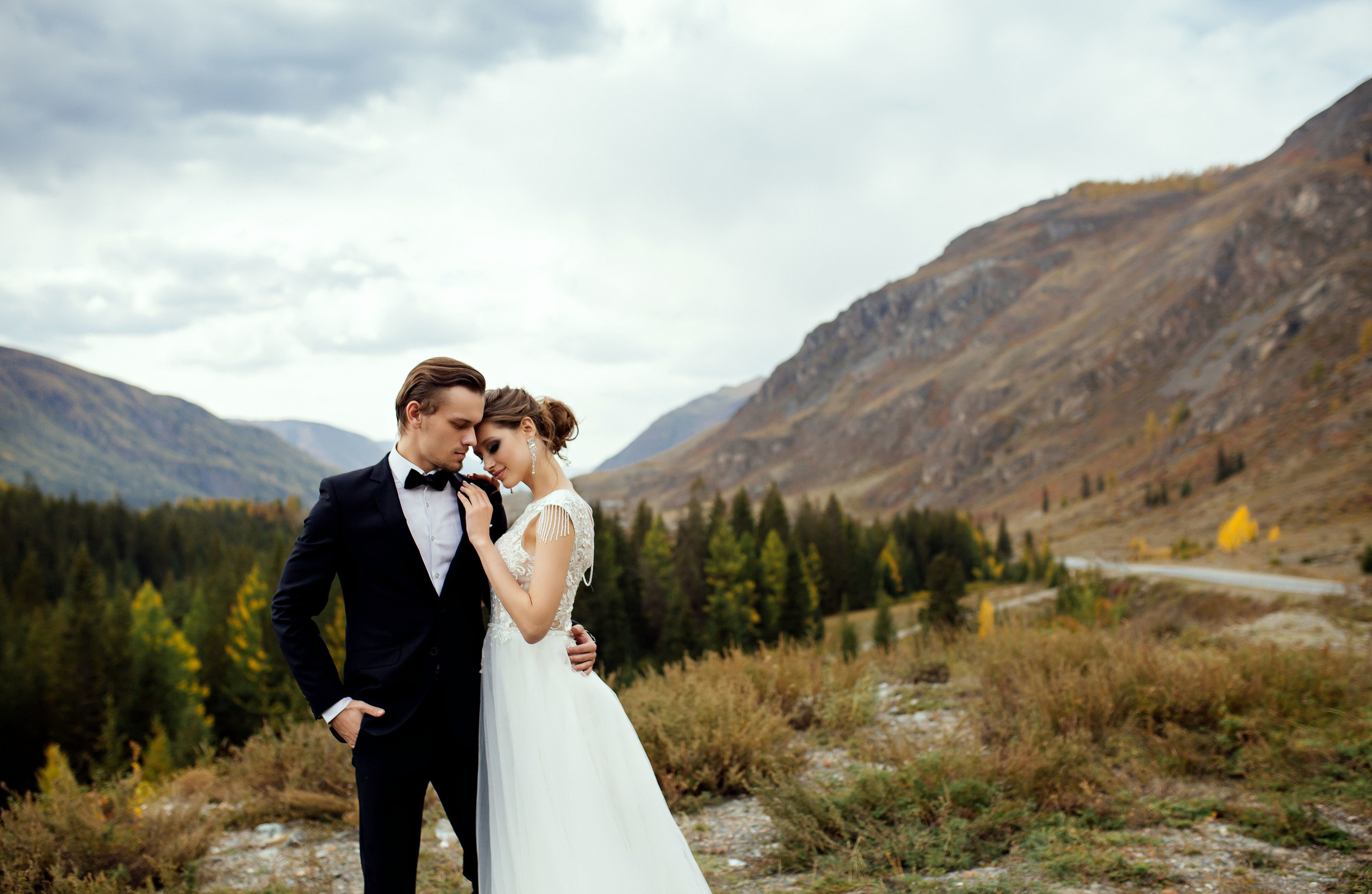 Свадебная история в горах. Яна и Дима. Свадебный и семейный фотограф Рассказова Виктория
