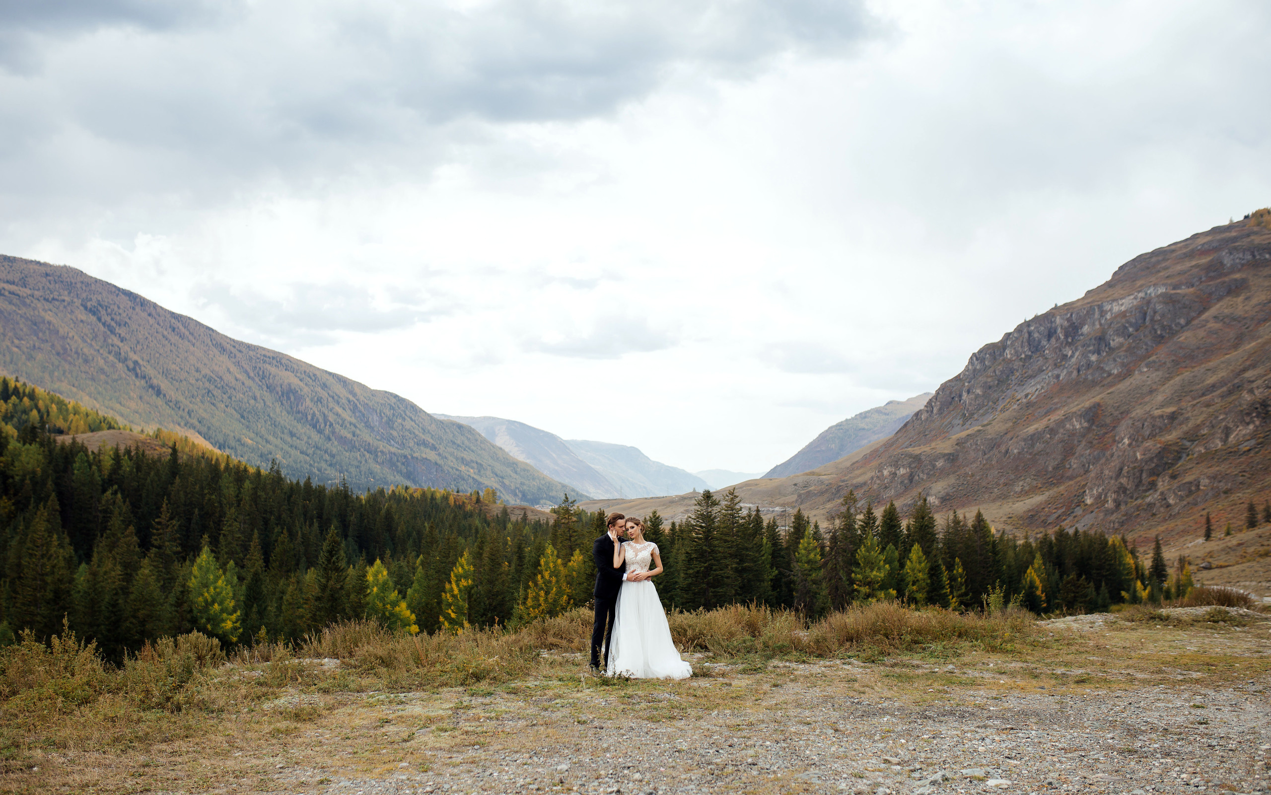 Свадебная история в горах. Яна и Дима. Свадебный и семейный фотограф Рассказова Виктория