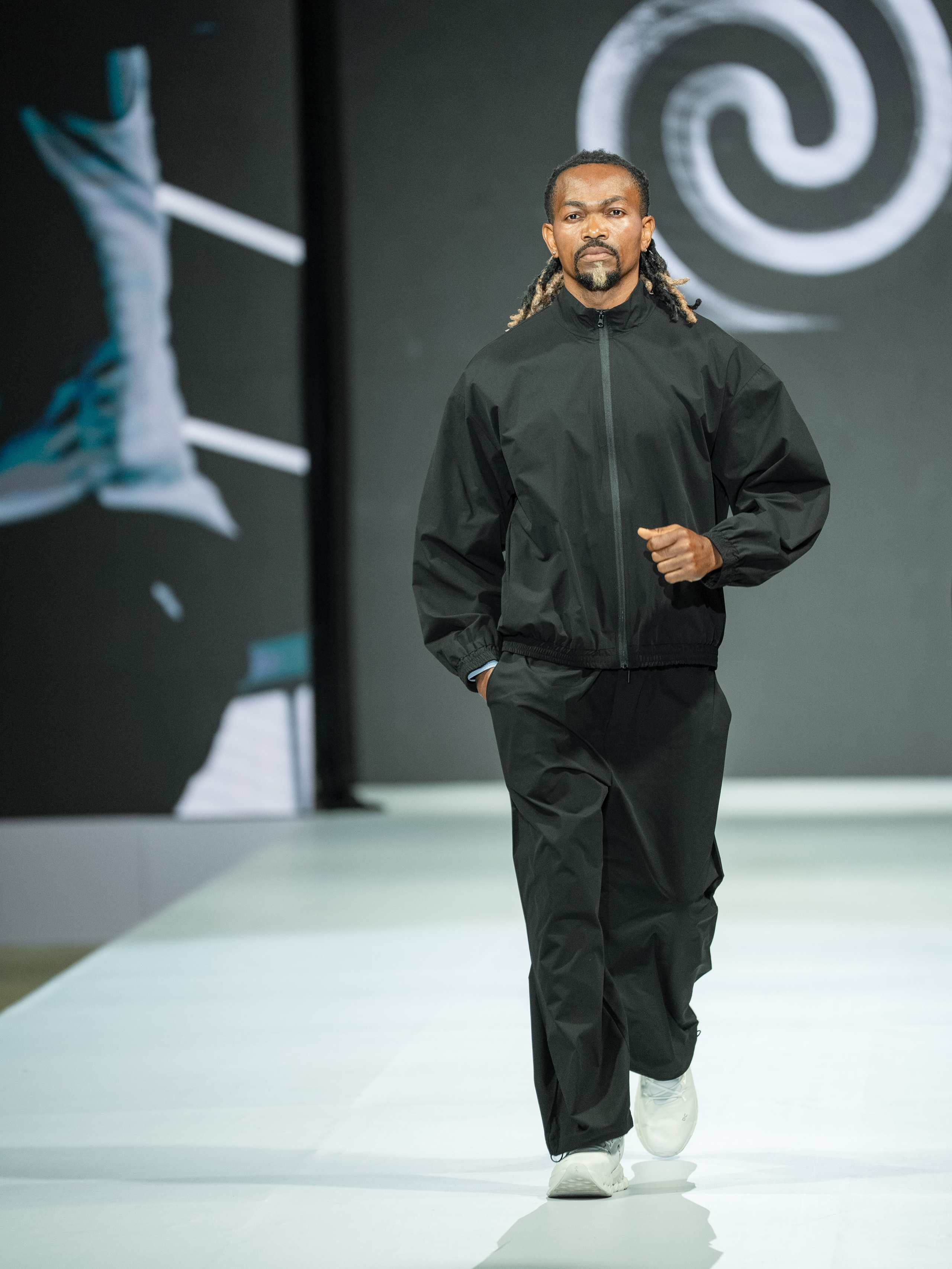 EURASIAN FASHION WEEK Husl Sport. Сайт Алматинского НЮ АРТ, будуар и фэшн фотографа Дениса Карпенко