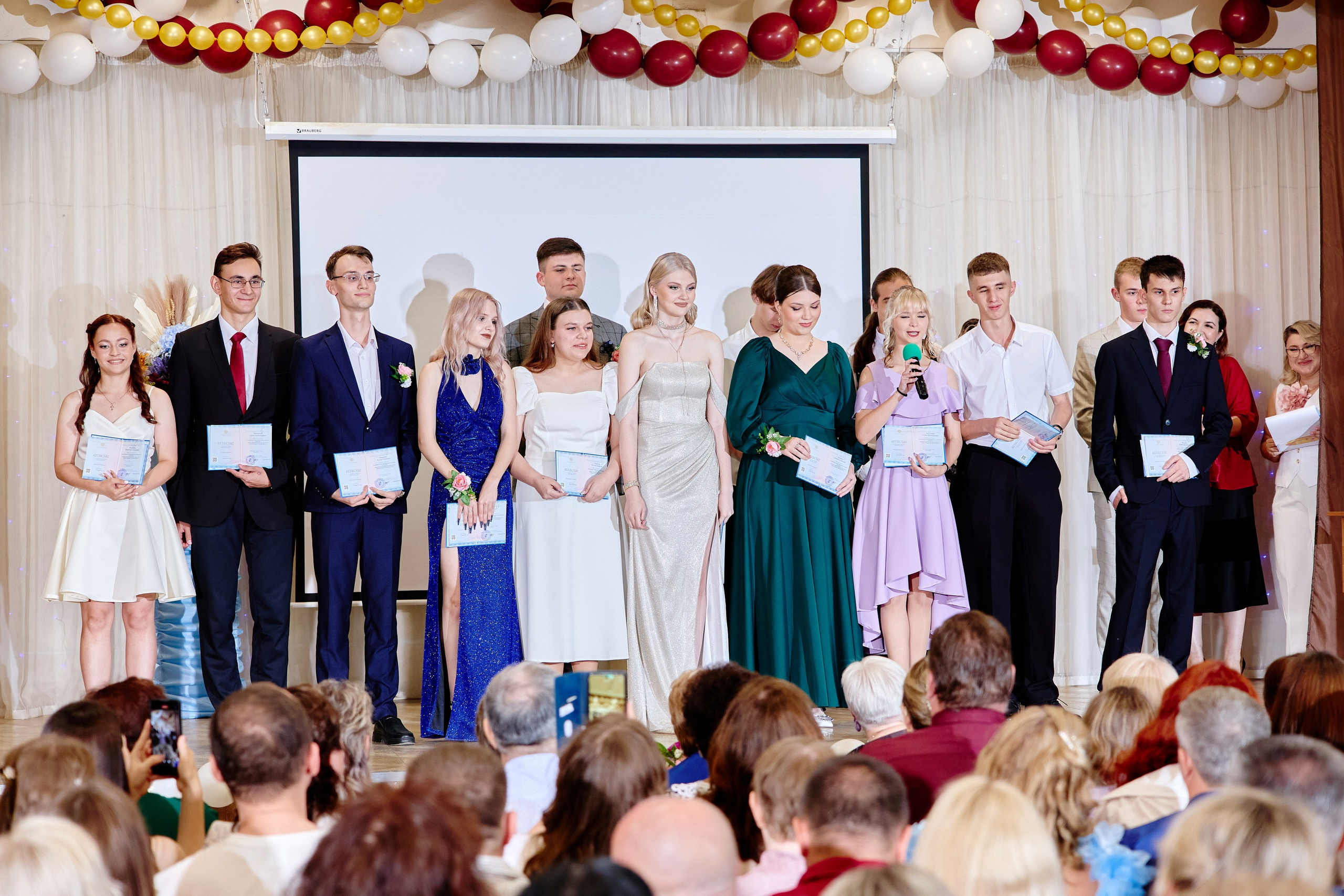 Выпускной 35 Сош. Фотограф Выпускные альбомы Таганрог Сергей Коробченко