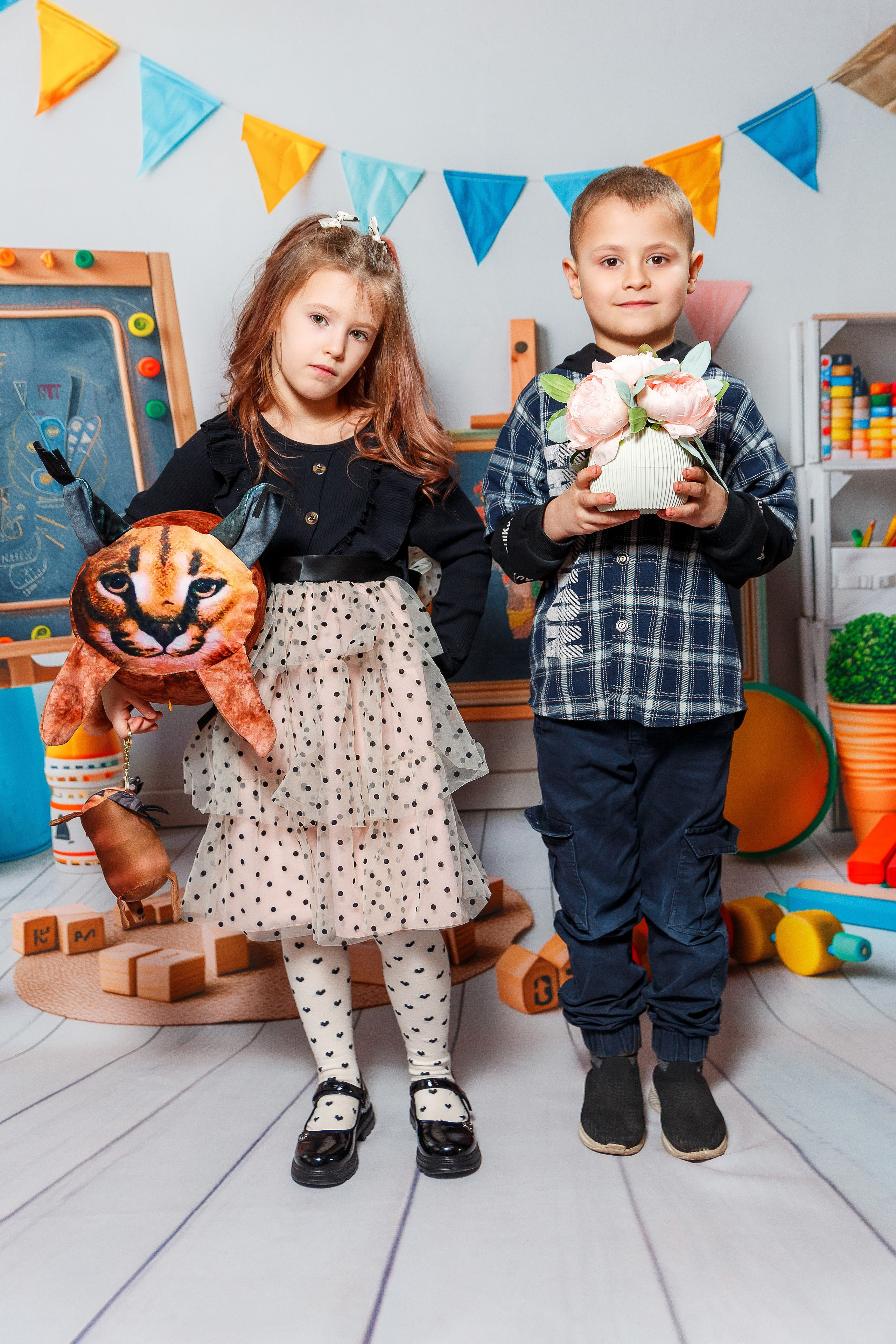 ИНТЕРЬЕРНЫЙ ФОТОФОН. Выпускные альбомы в Донецке и ДНР. Фотограф Донецк и ДНР