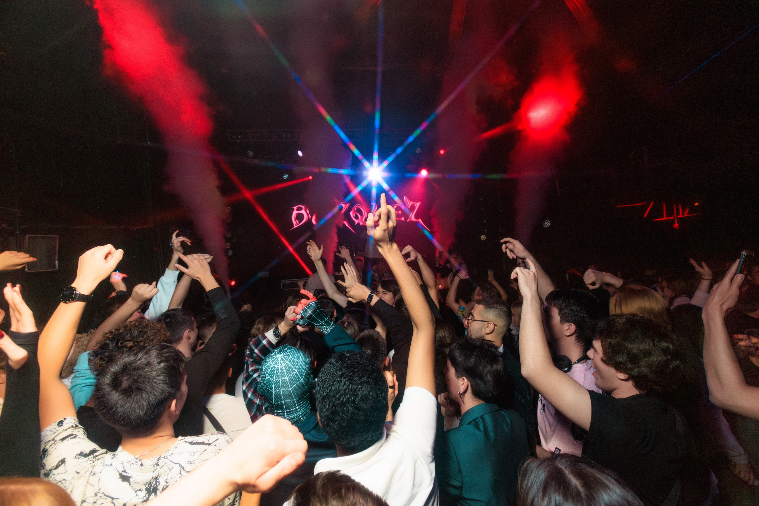 Halloween Svoboda Rave. Репортажный фотограф Екатеринбург | Яркий, качественный репортаж | Концерты, клубы, репортаж, праздники, корпоративы