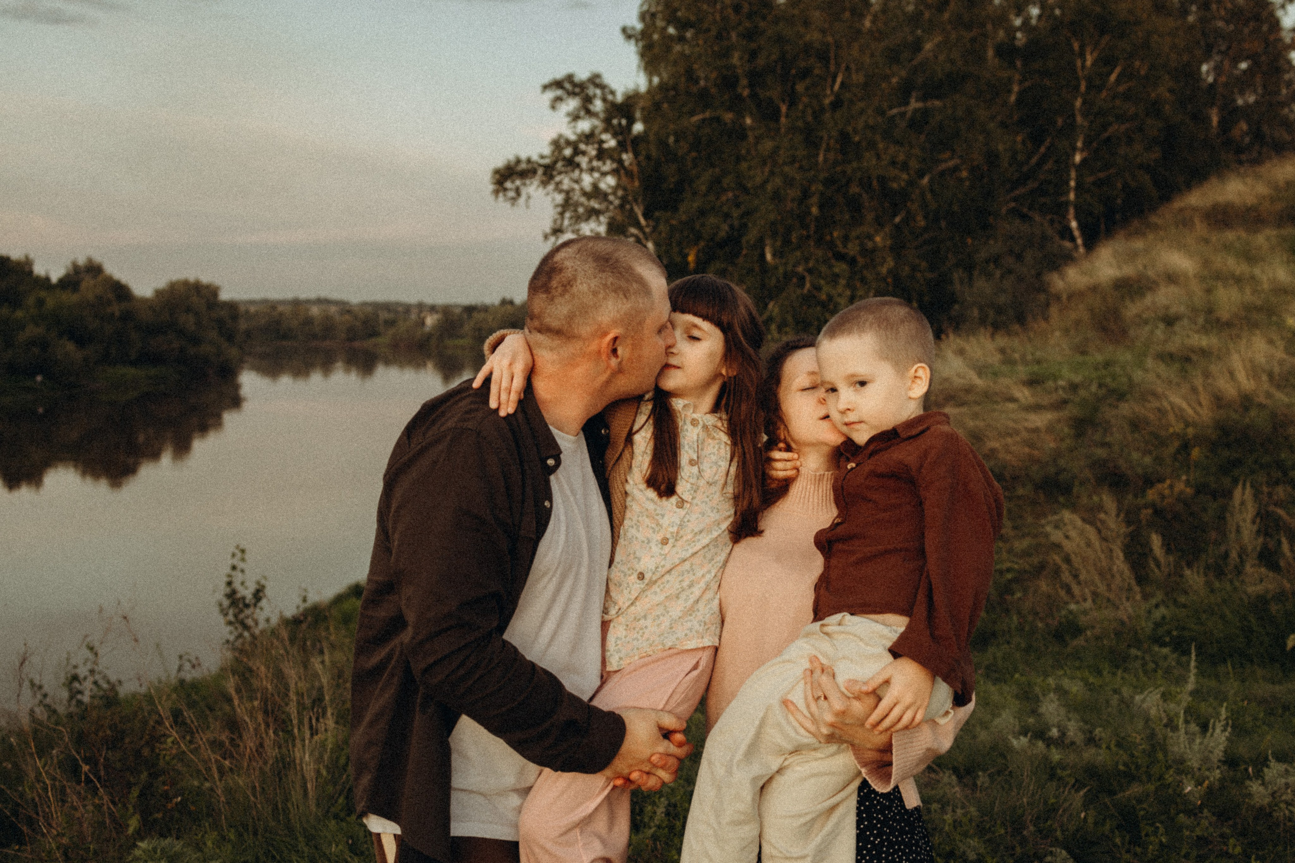 В лучах заката. Lifestyle семейный и детский фотограф в Омске Иванова Екатерина