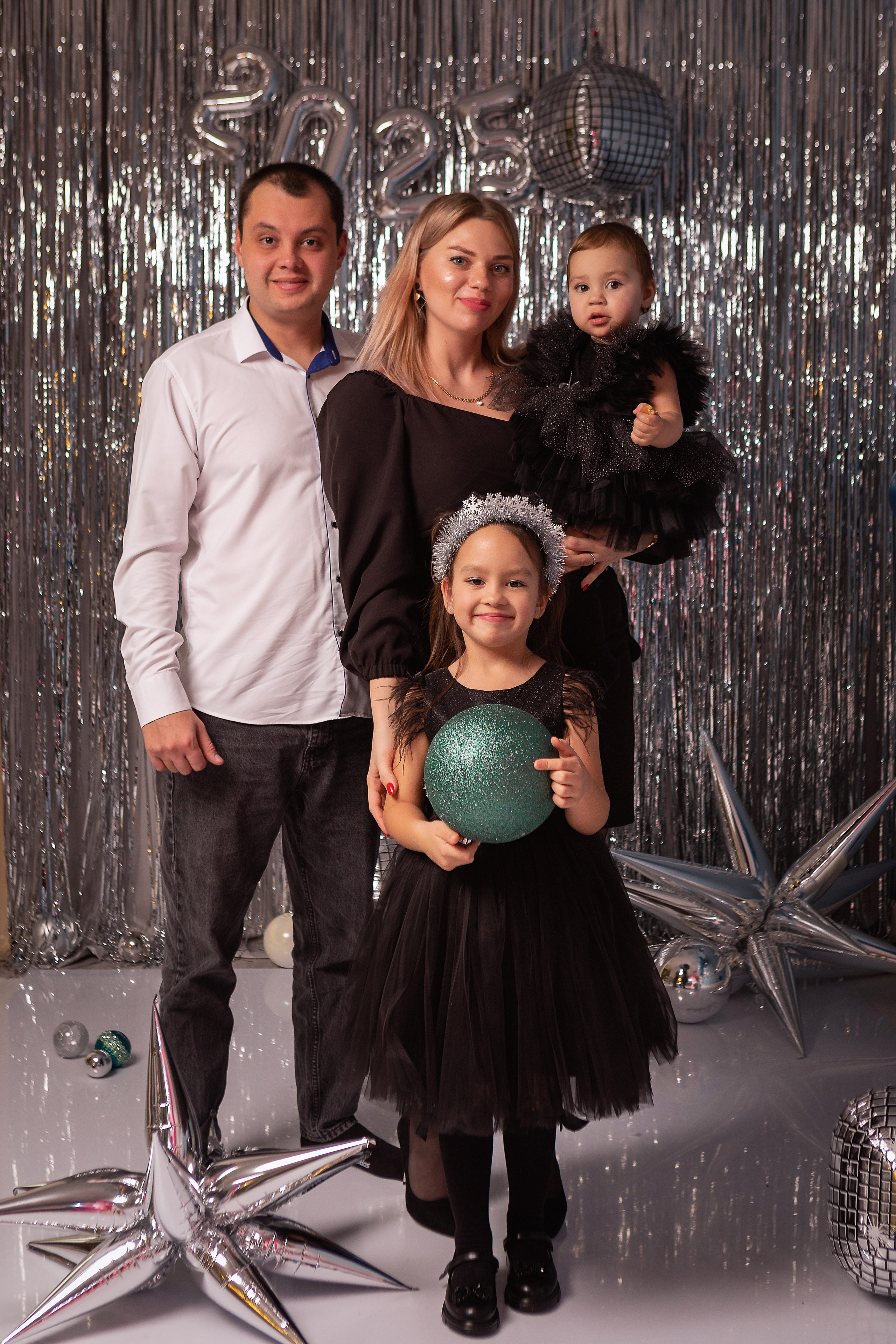 Новый год 2026. ФОТОГРАФ НА ГОДИК, БЕРЕМЕННОСТИ, НОВОРОЖДЕННЫХ, КРЕЩЕНИЯ МОСКВА