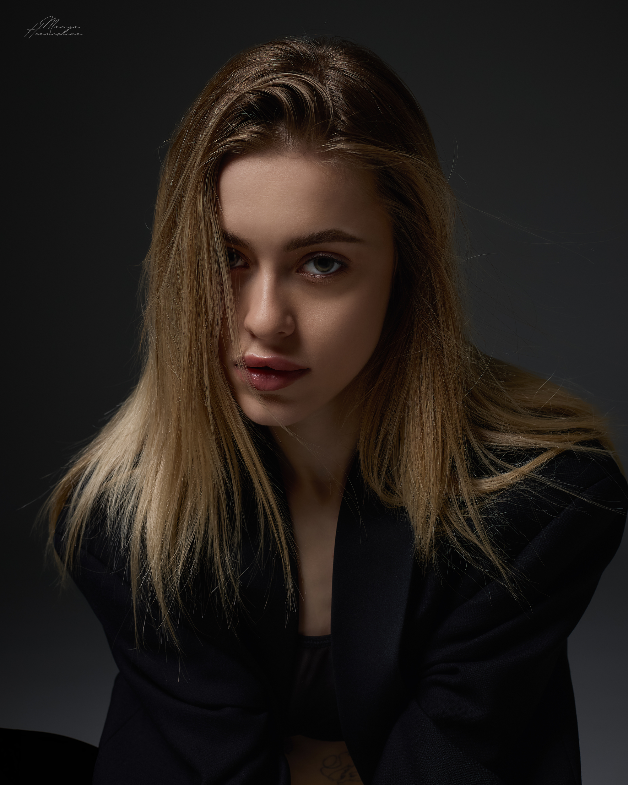 Фотосъемка девушки модели. Фотограф, мобилограф Ростов-на-Дону