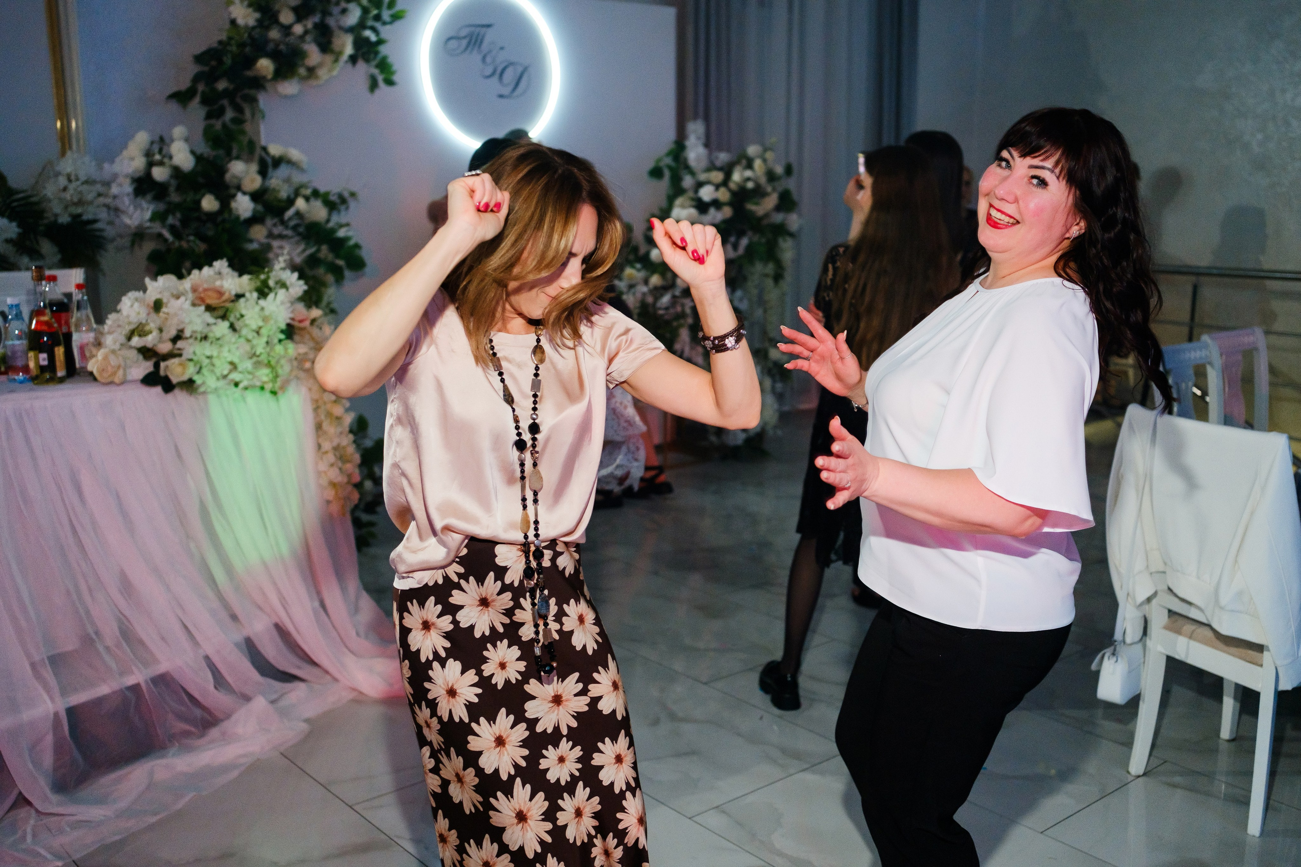 Тазабег и Диана. Свадебный фотограф | репортаж | праздники | крещение