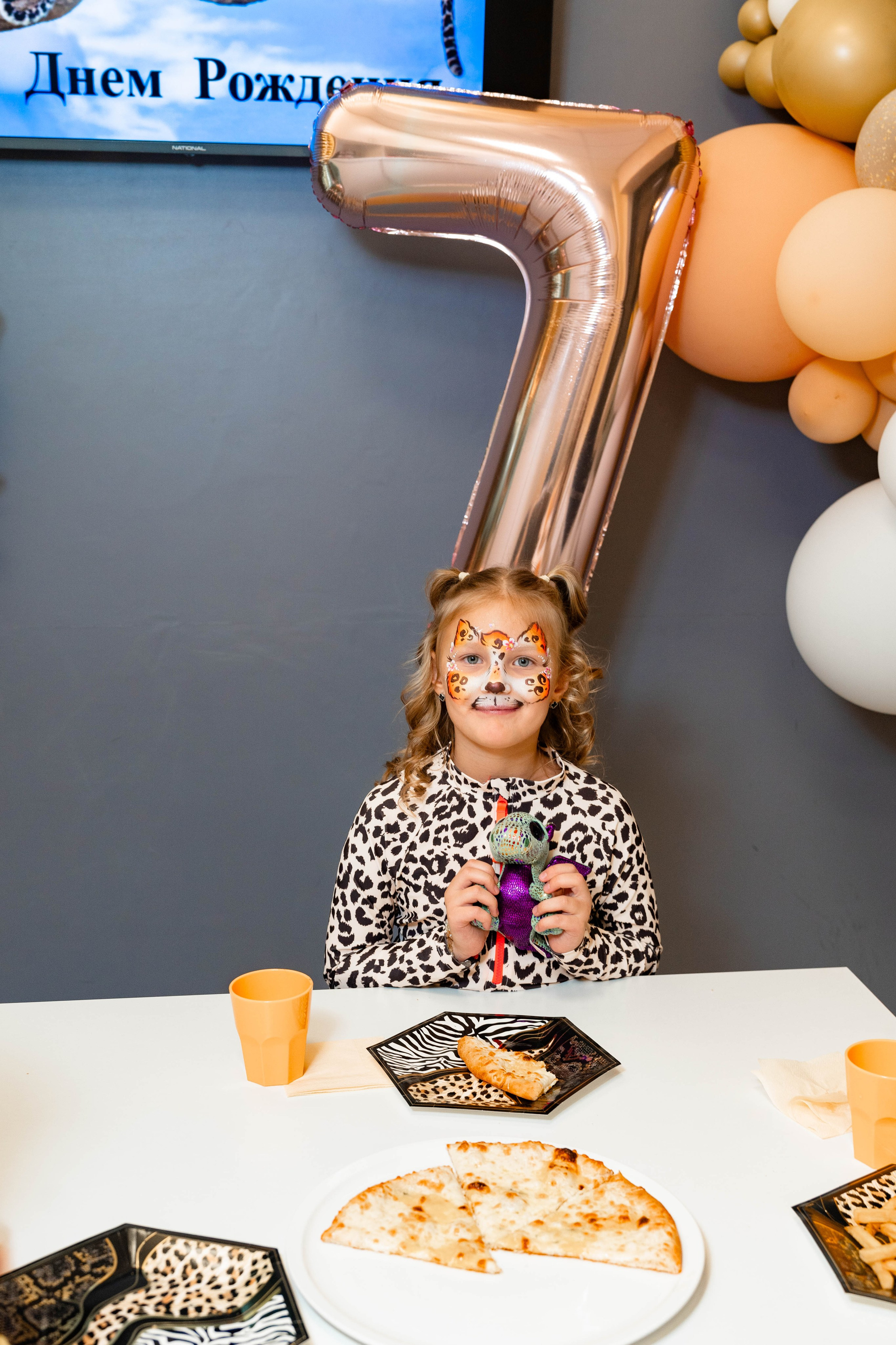 День Рождения Лауры в TiDi-клуб. Фотограф Никита Комаров