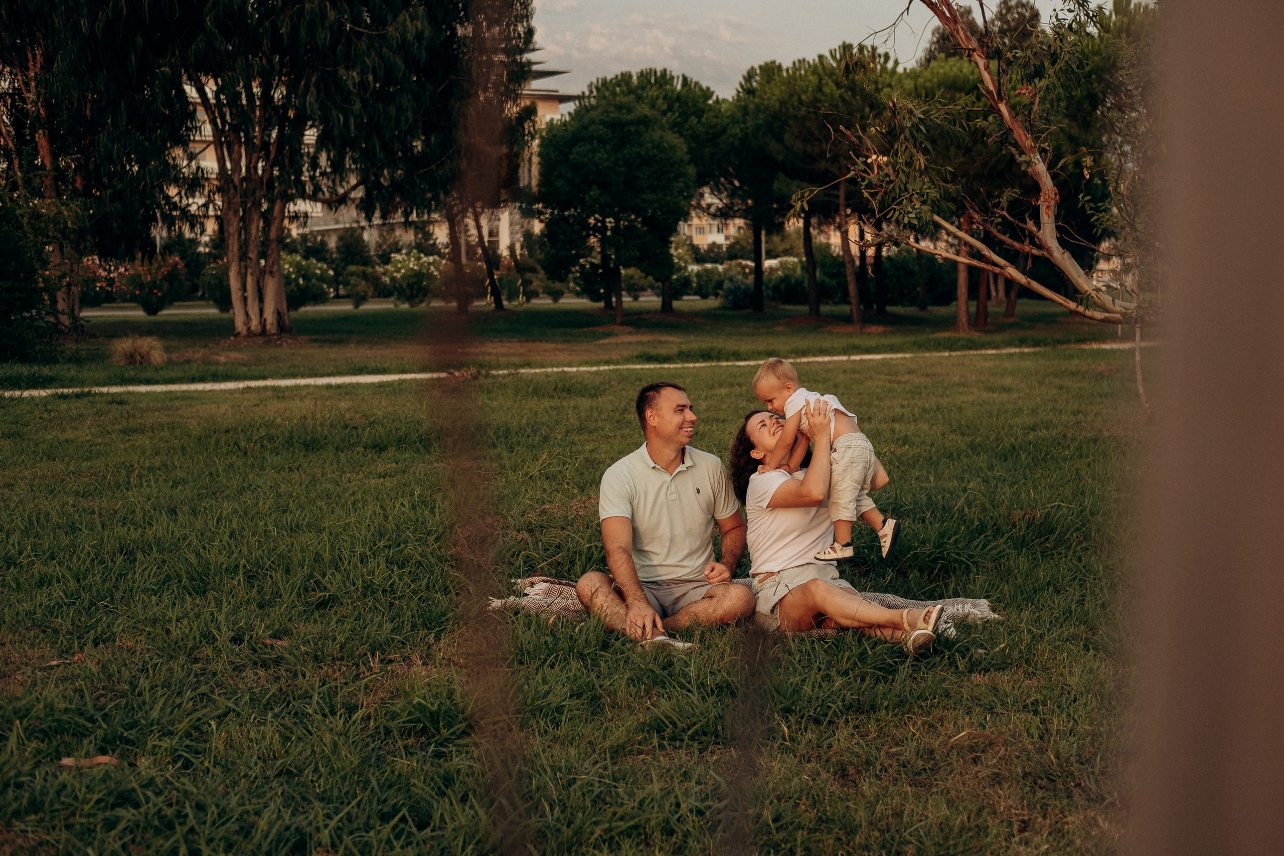 Семейные фотосессии в Сочи, Сириус и на Красной поляне. Семейный, свадебный фотограф Сочи, Адлер, Красная поляна