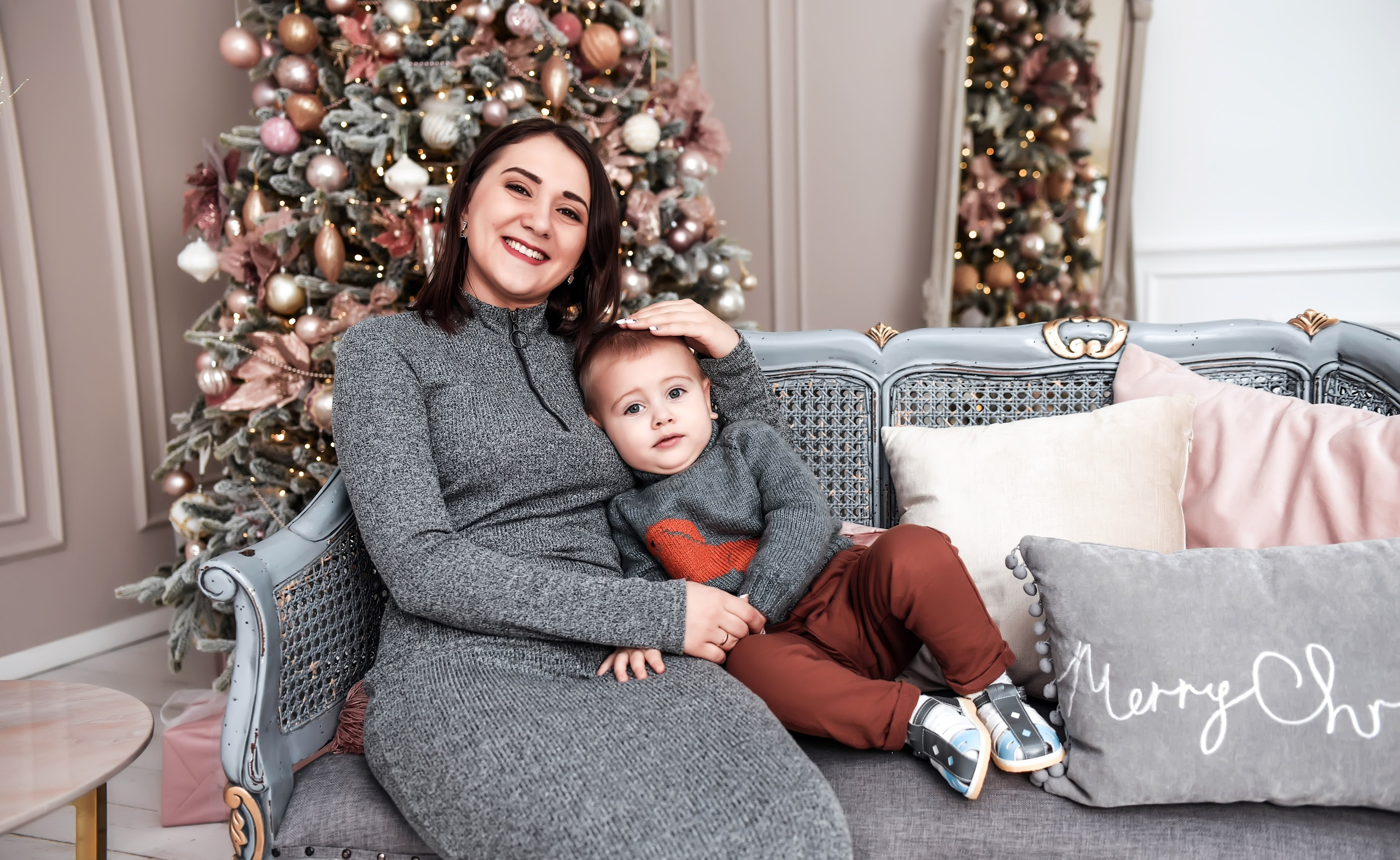 Новогодняя семейная. Свадебный, семейный, детский, контент фотограф в Омске Максим Ильин