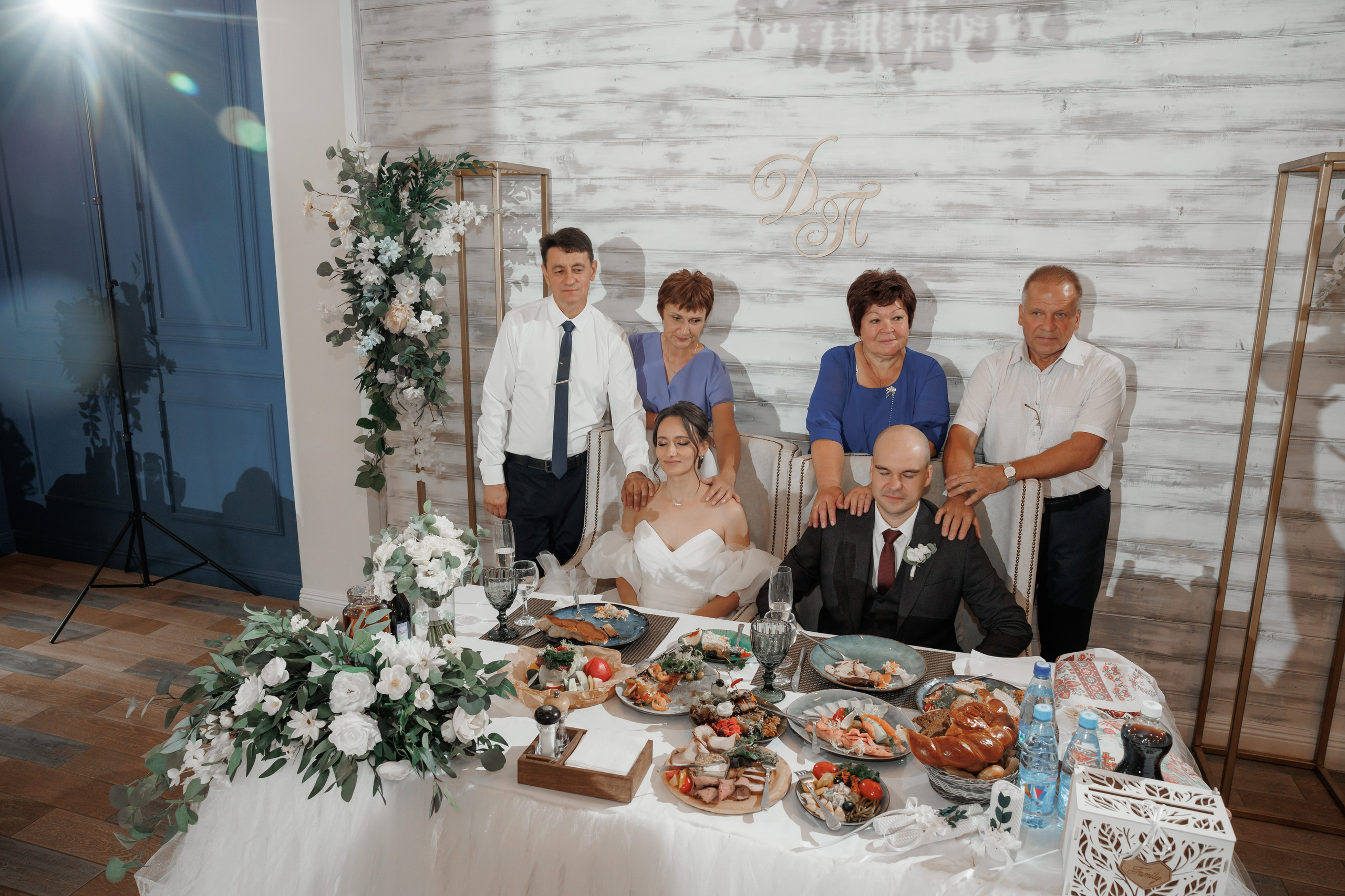 Полина и Дмитрий, загородный клуб «Барин», ЗАГС в г. Пушкино. Свадебный и репортажный фотограф (Москва, Королев и другие)