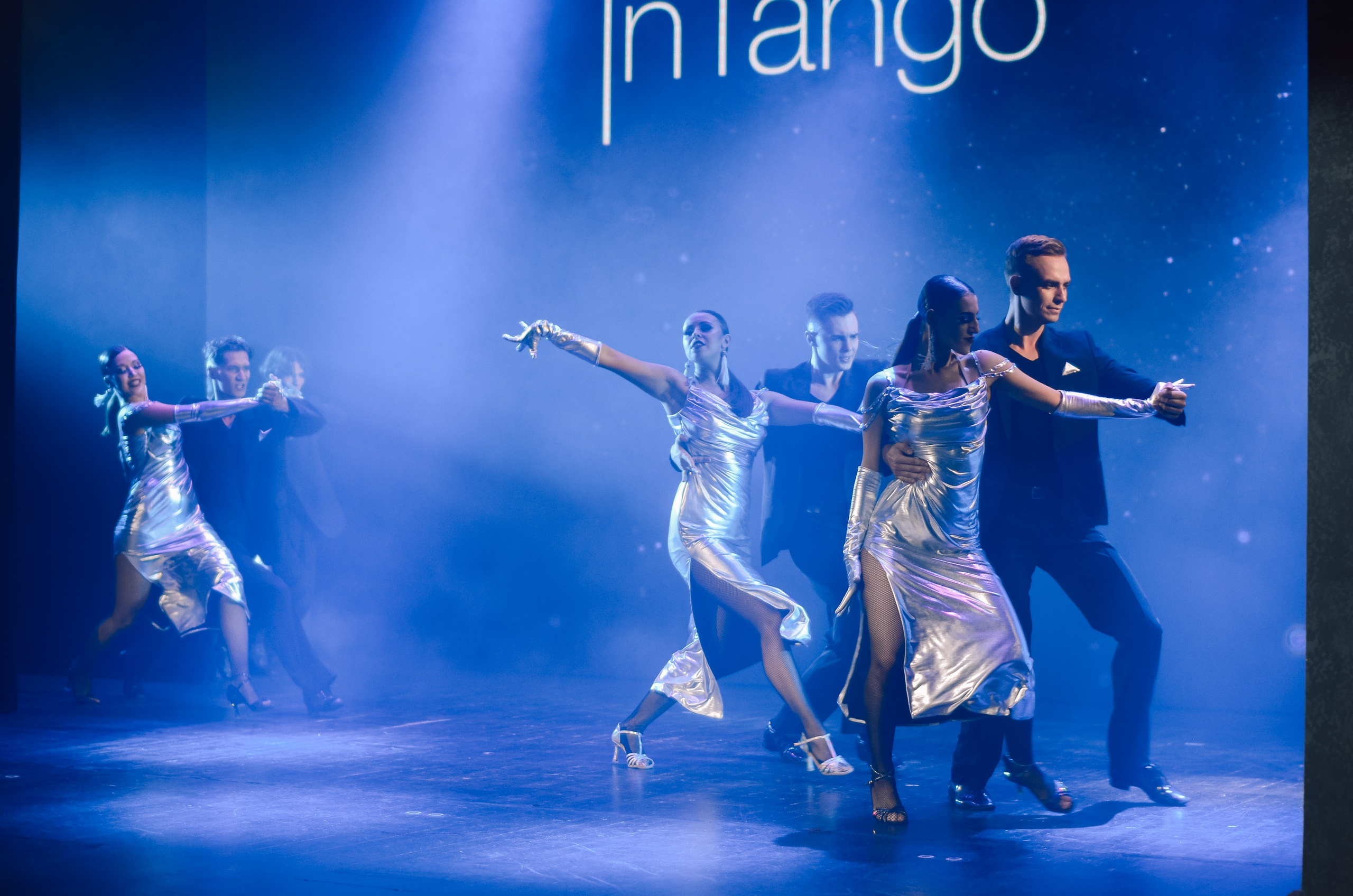 Фоторепортаж танцевального мероприятия. Денисова Аля — фотограф для парных съемок и индивидуальных историй в Барнауле