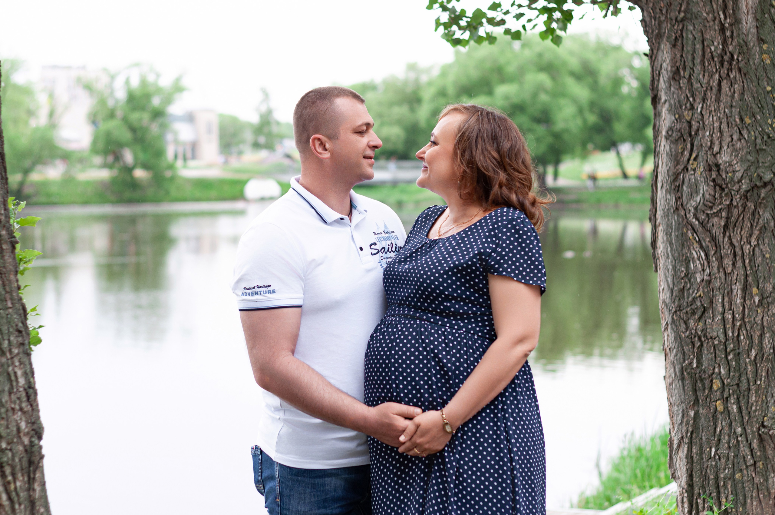 Инна и Сергей в парке. Семейный и свадебный фотограф Галина Абакумова, фотосессии в Белгороде